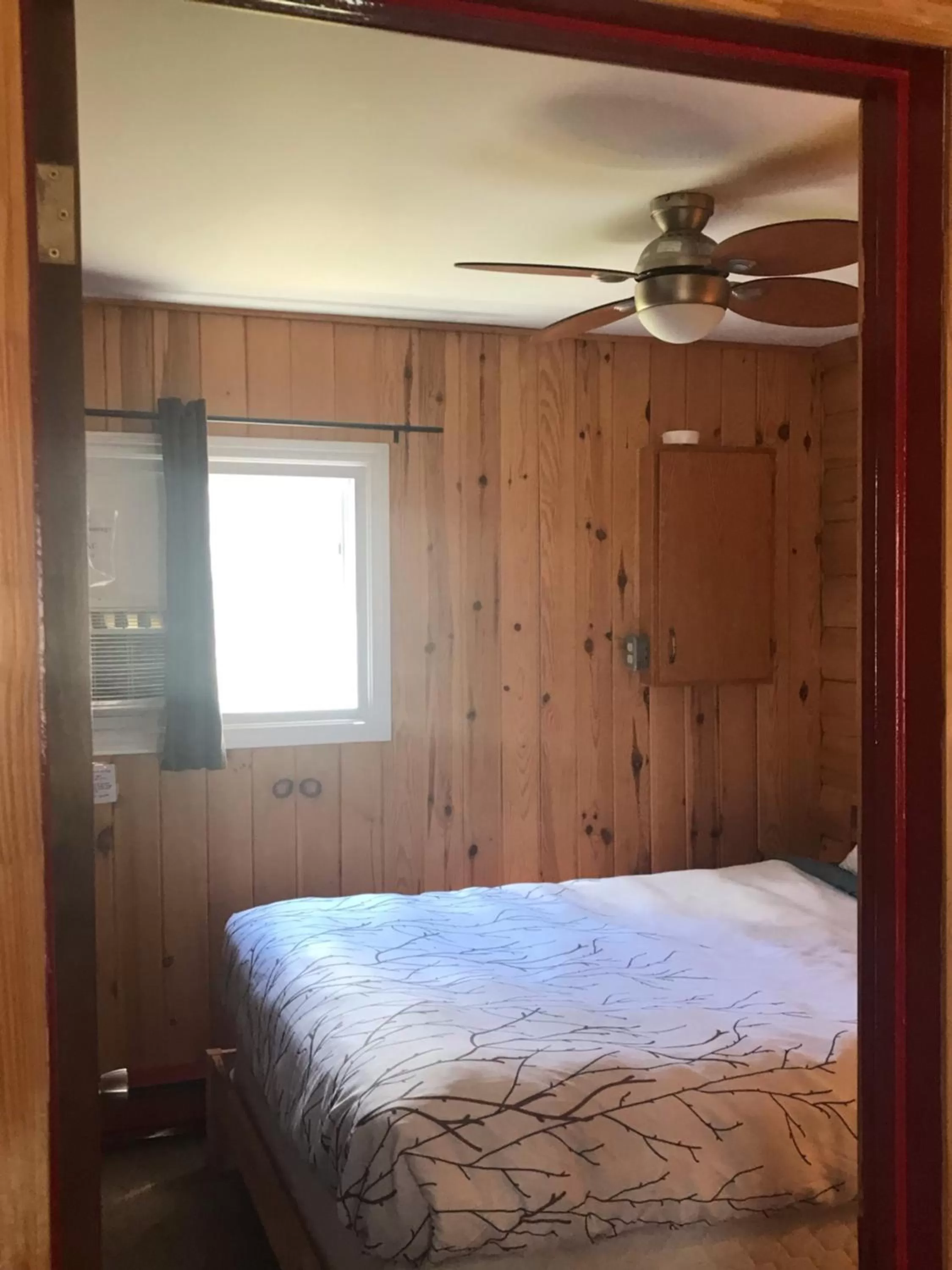 Bed in Hush Lodge and Cottages