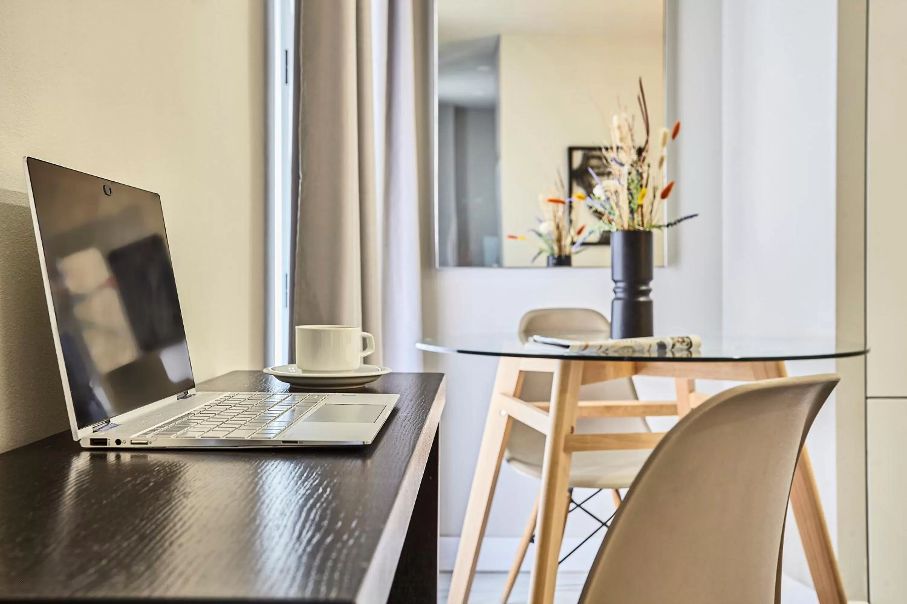 TV/Entertainment Center in Hello Alicante Apartamentos