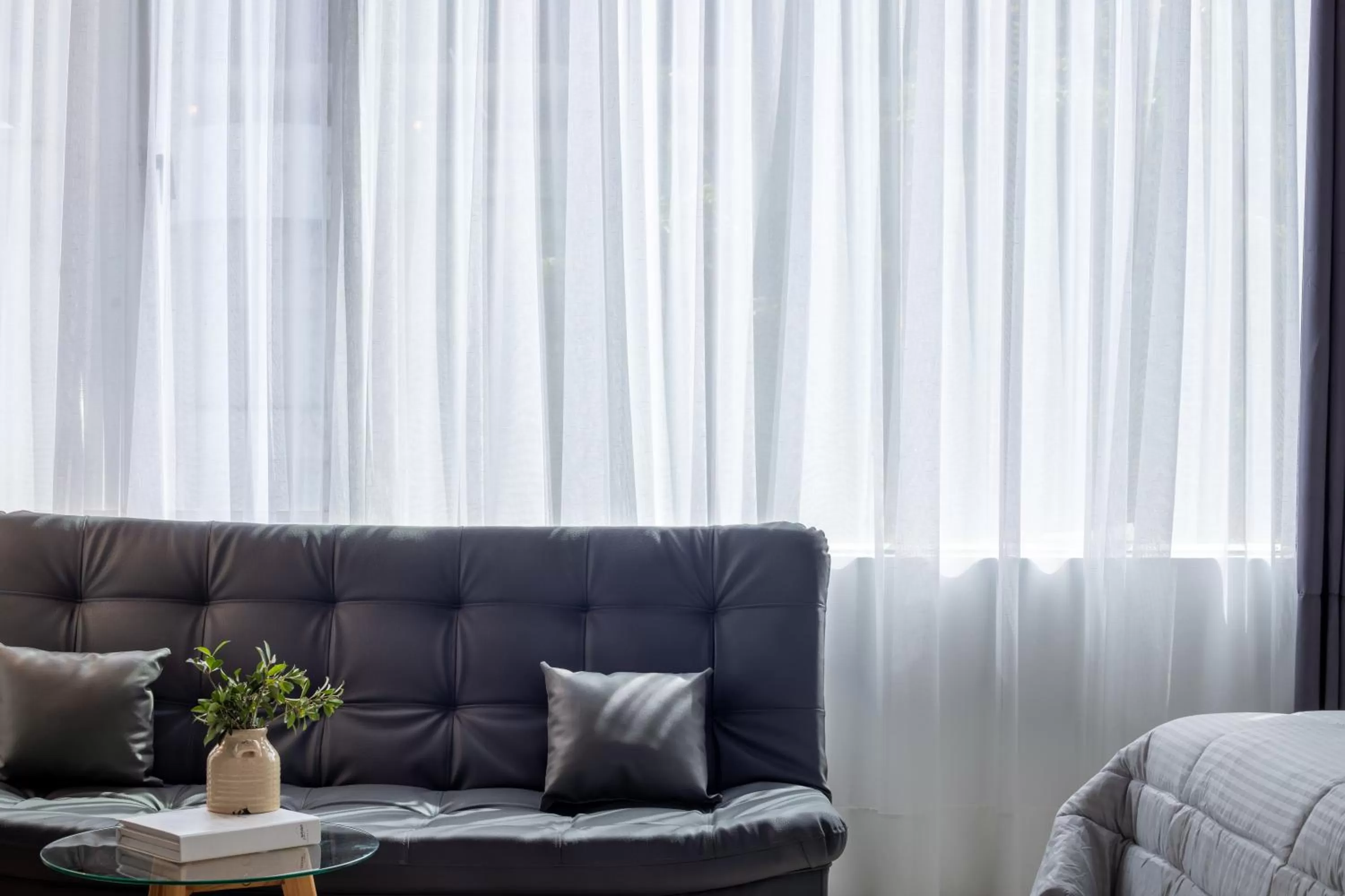 Living room, Bed in Hotel Lexum Estadio