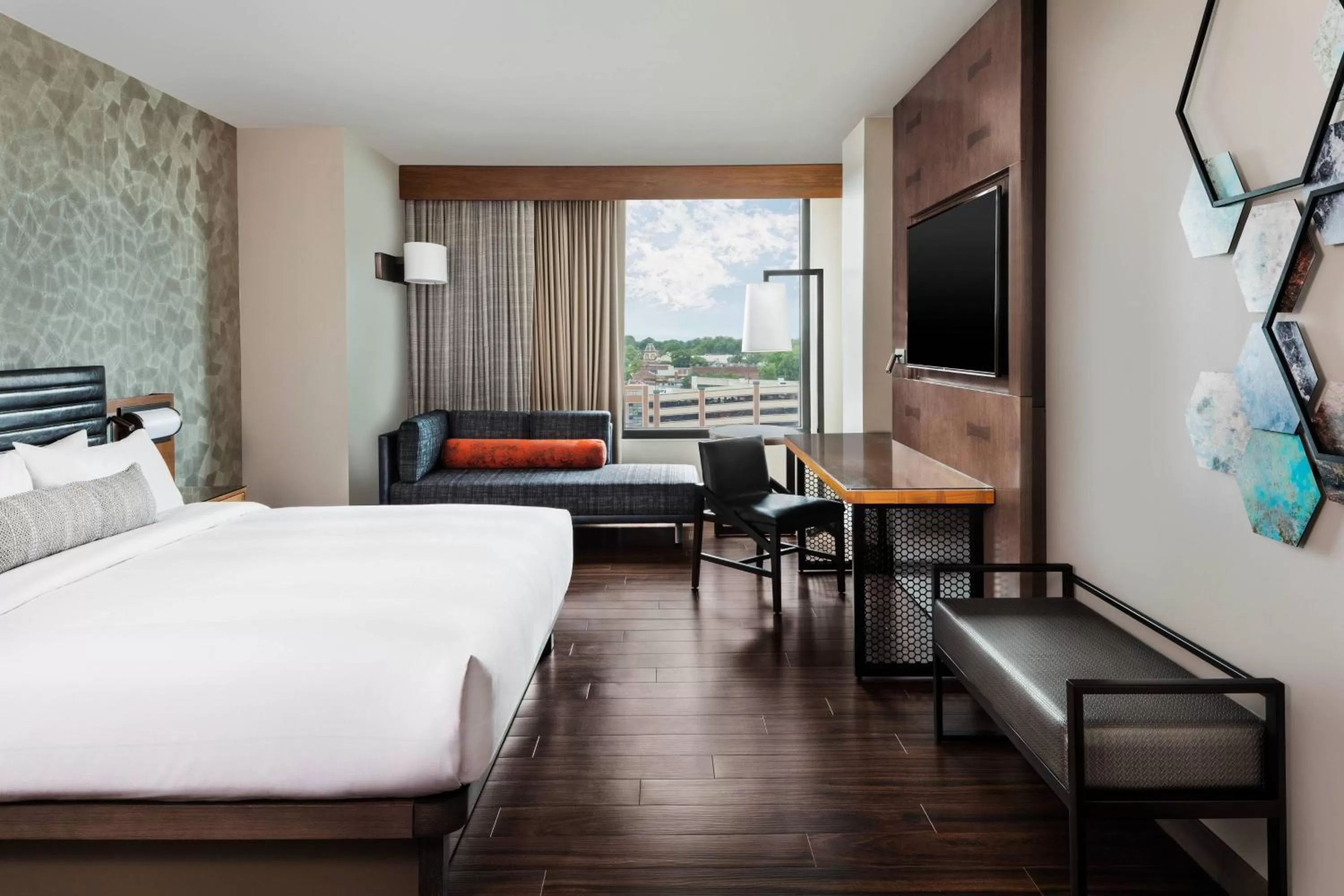 Photo of the whole room, Bed in Lancaster Marriott at Penn Square