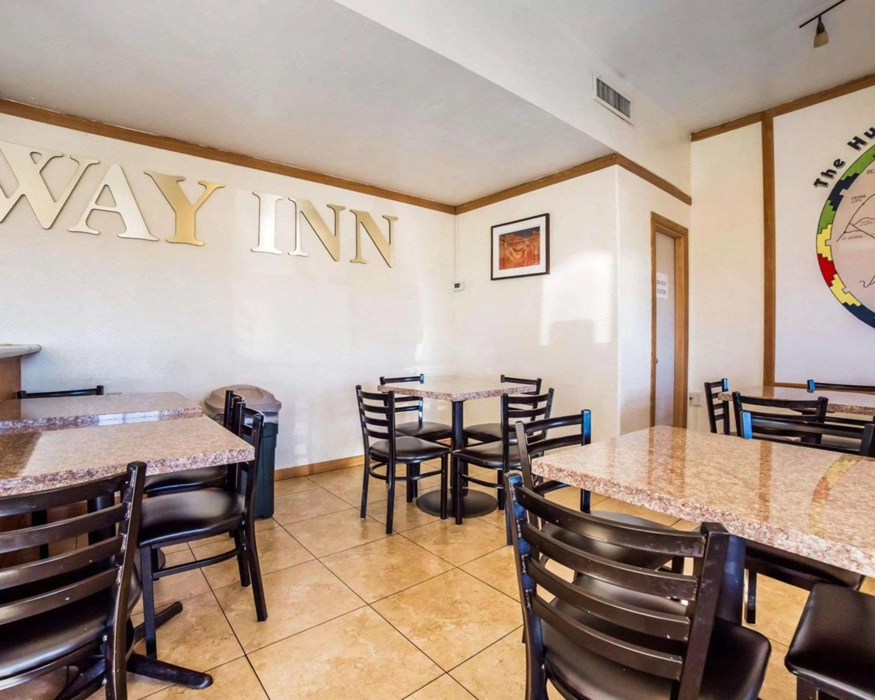 Restaurant/places to eat in Rodeway Inn at Lake Powell