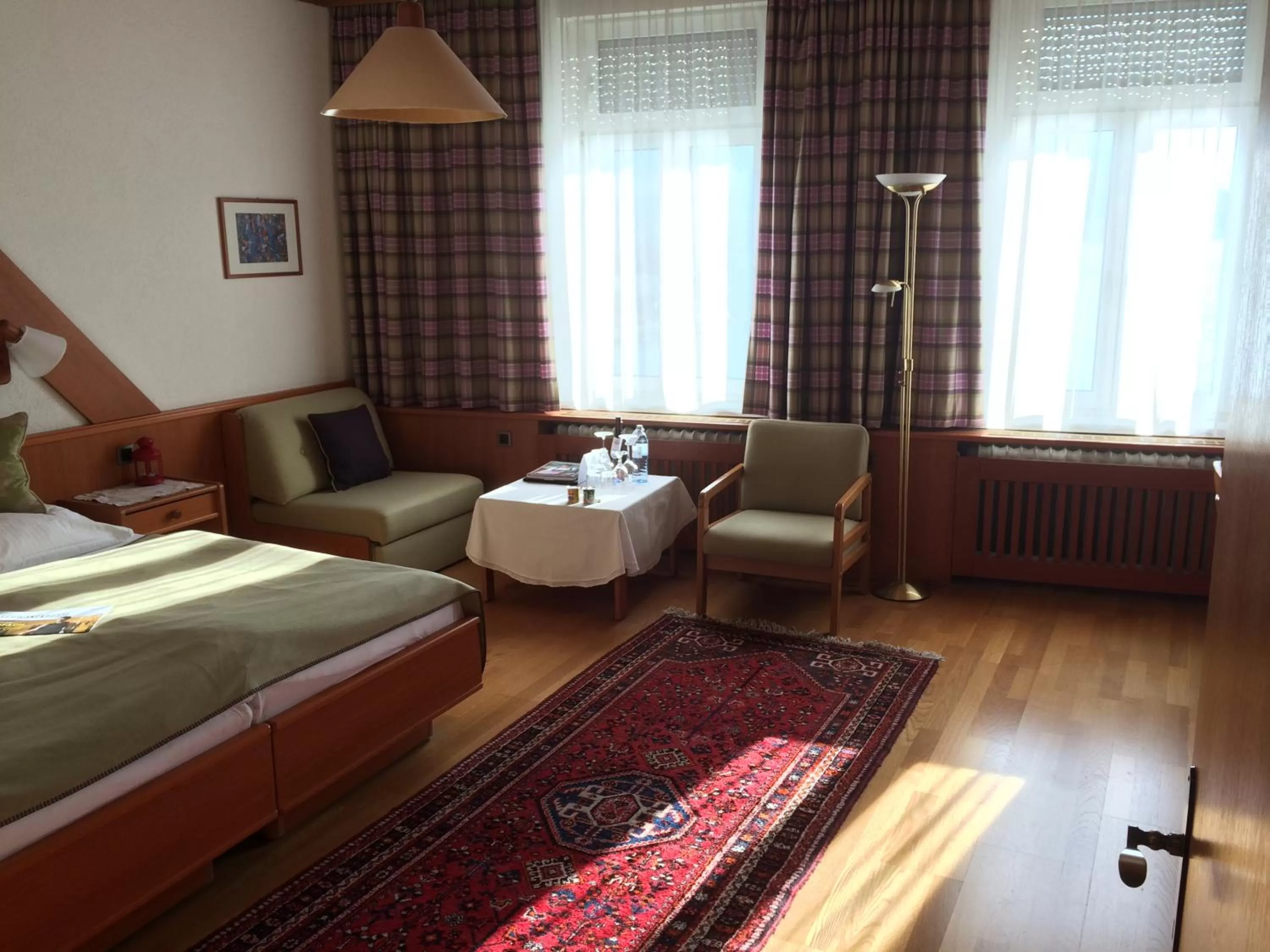 Photo of the whole room, Bed in Seehotel Schwan
