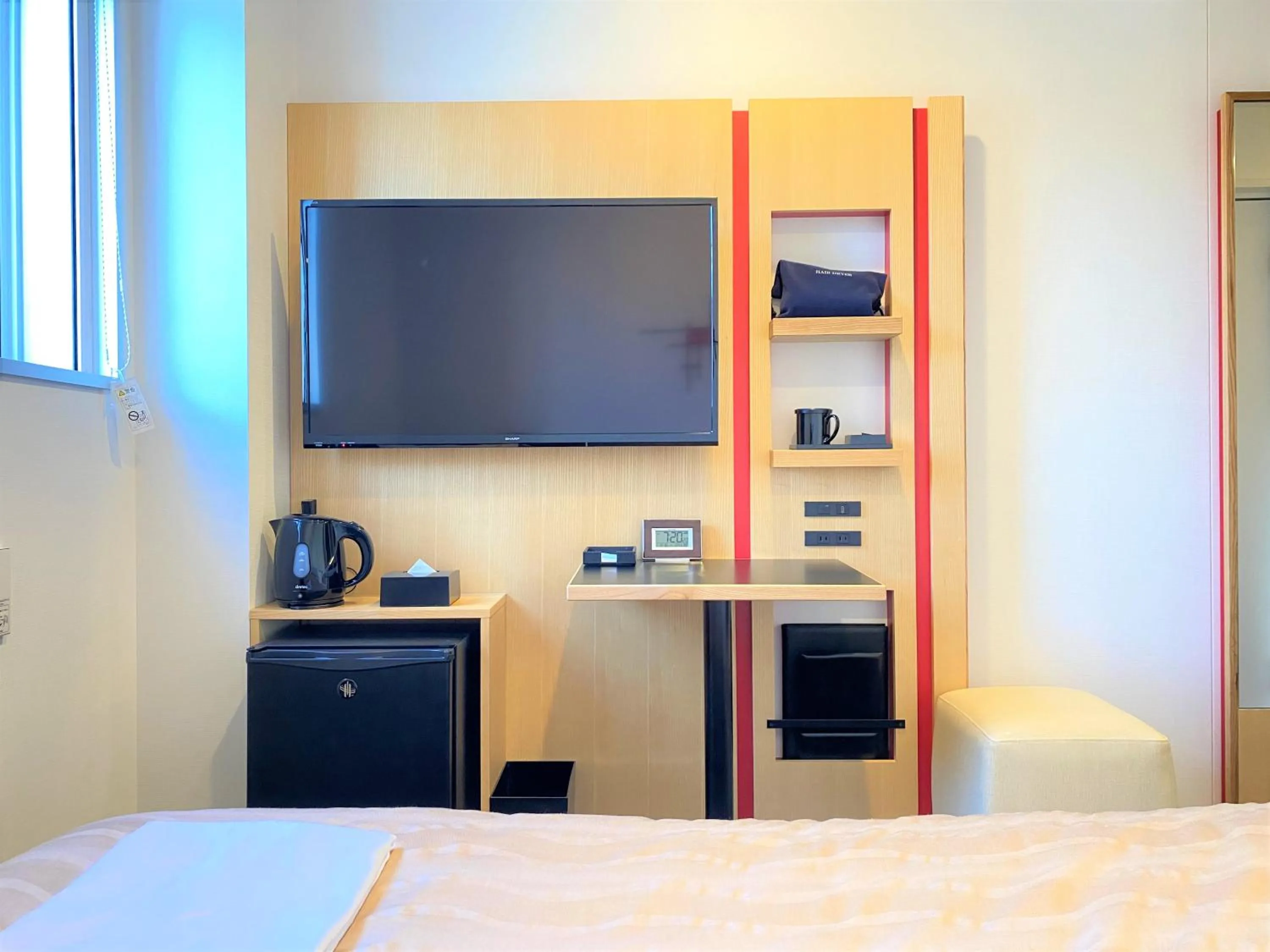 Photo of the whole room, Bed in Center Hotel Narita2 R51