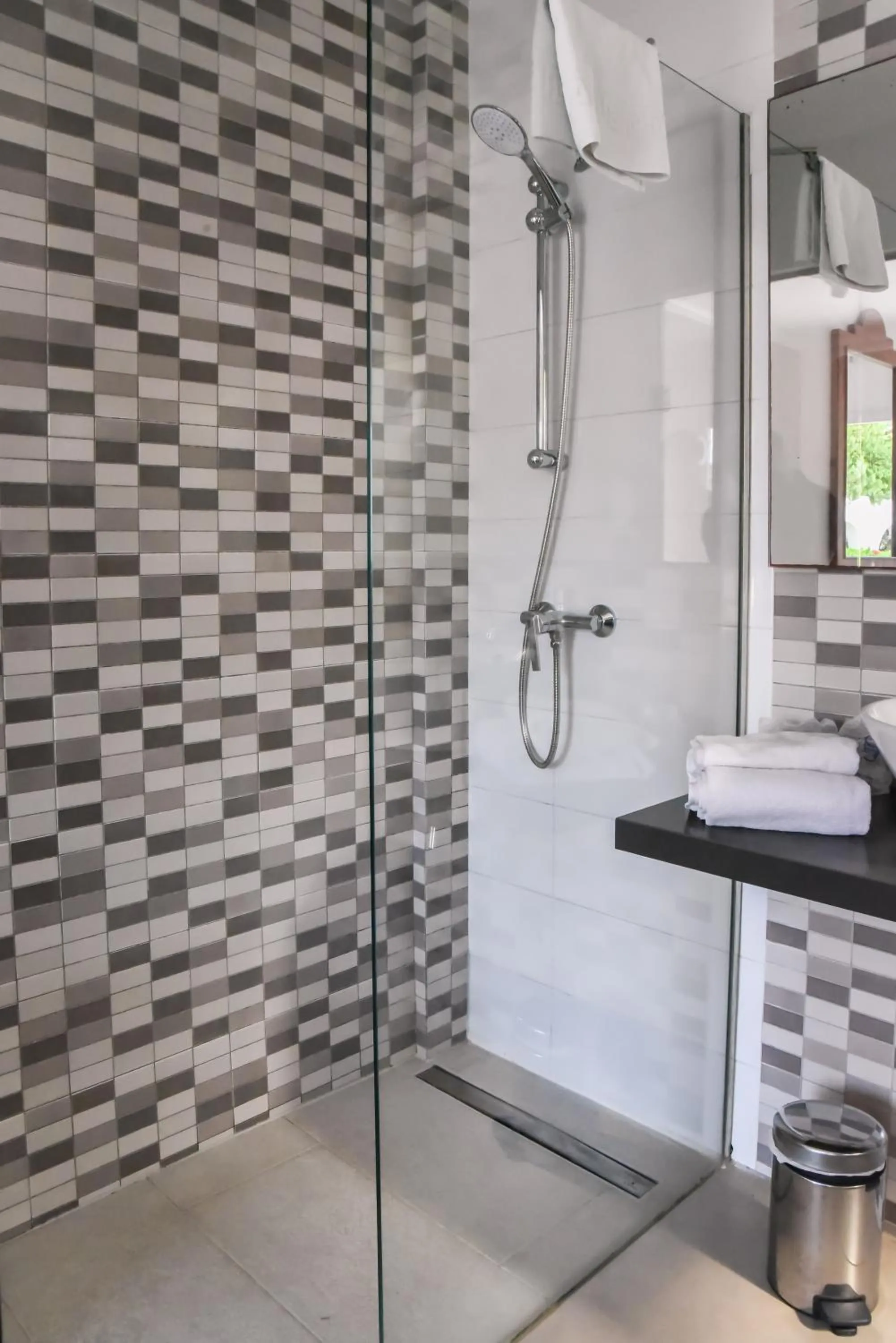 Bathroom in Hotel d'Or