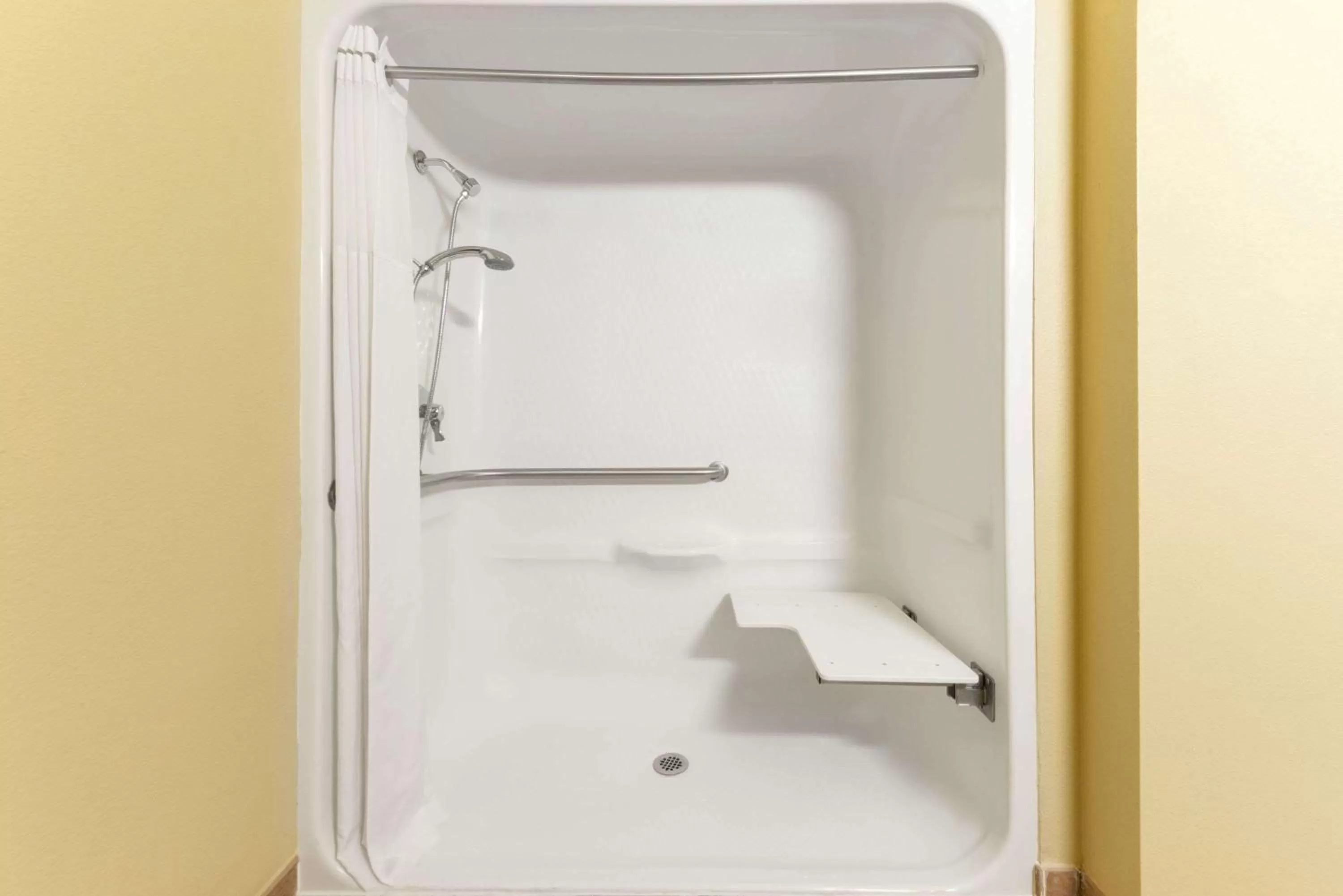 Bathroom in Baymont by Wyndham Perryton