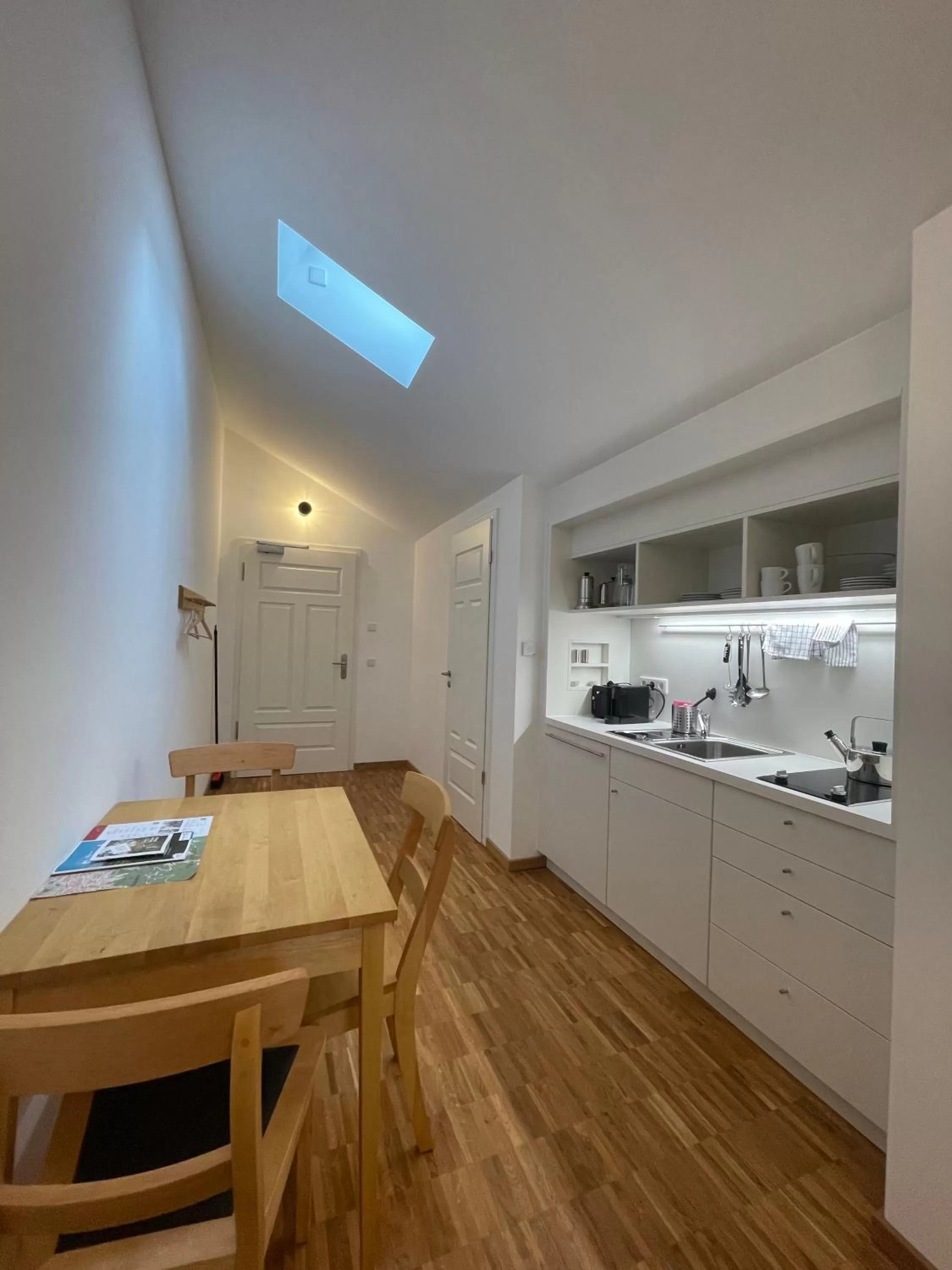 Kitchen or kitchenette in Gästehaus Phantasie