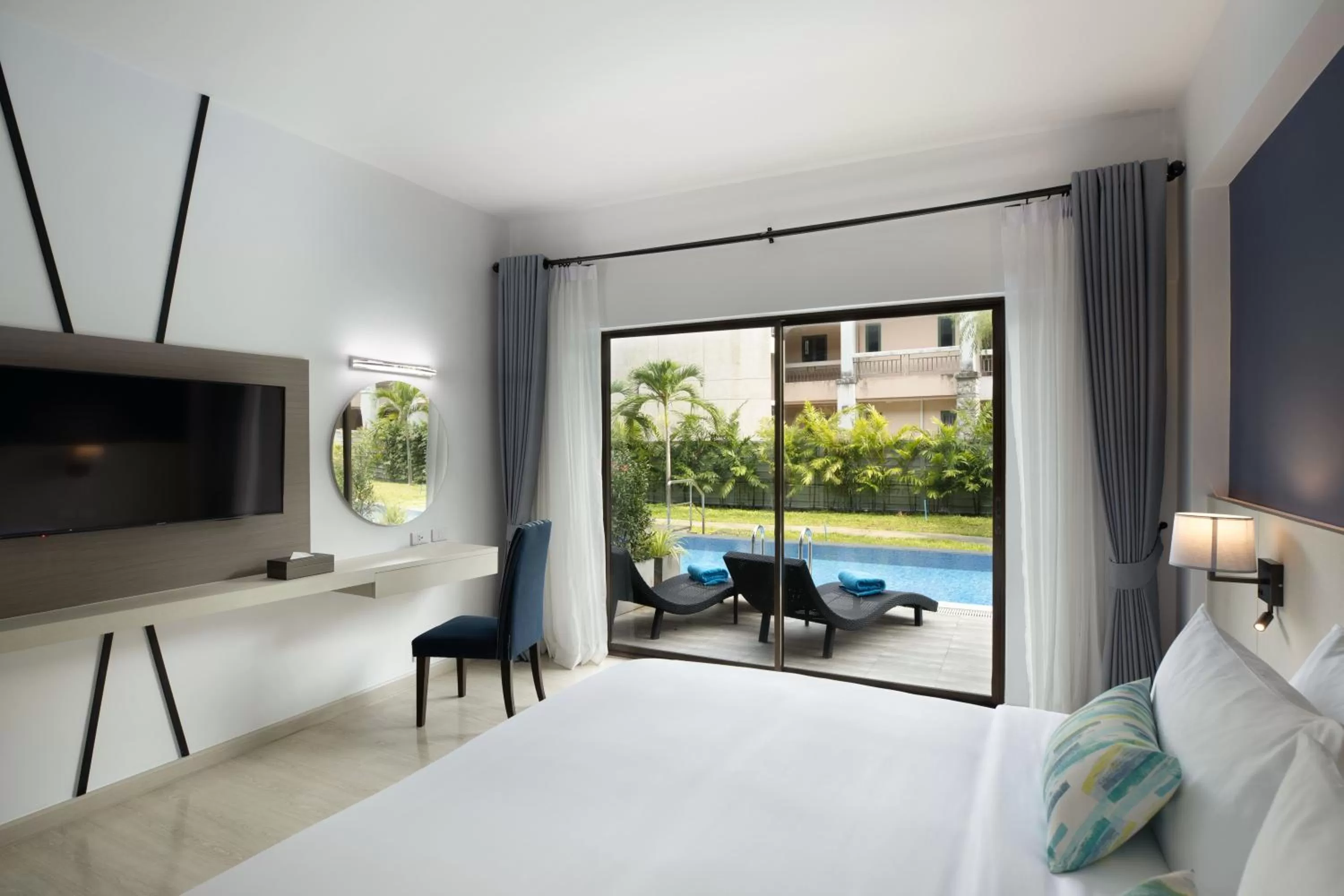 Bedroom, Bed in Centara Life Cha-Am Beach Resort Hua Hin
