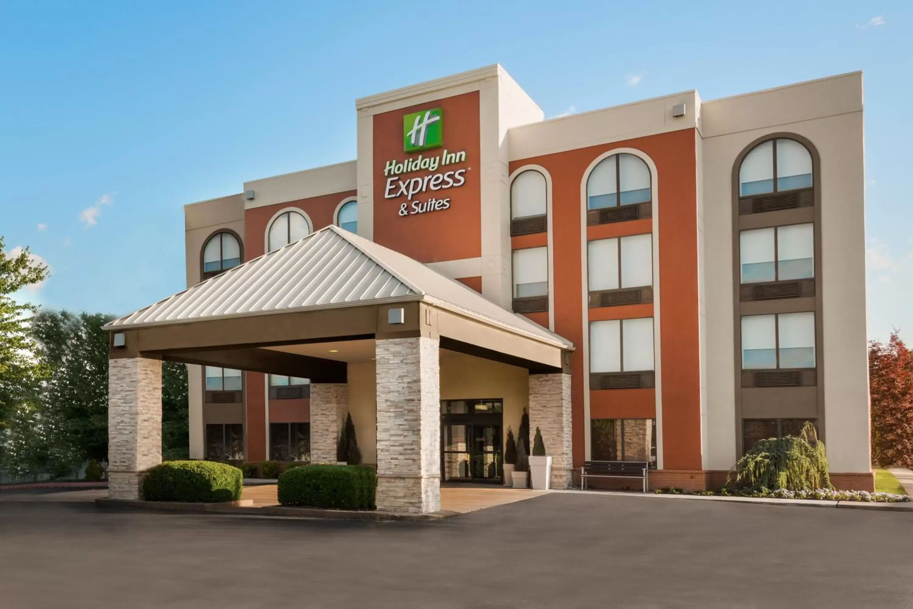 Holiday Inn Express Hotel & Suites Bentonville by IHG Holiday Inn Express Hotel & Suites Bentonville by IHG