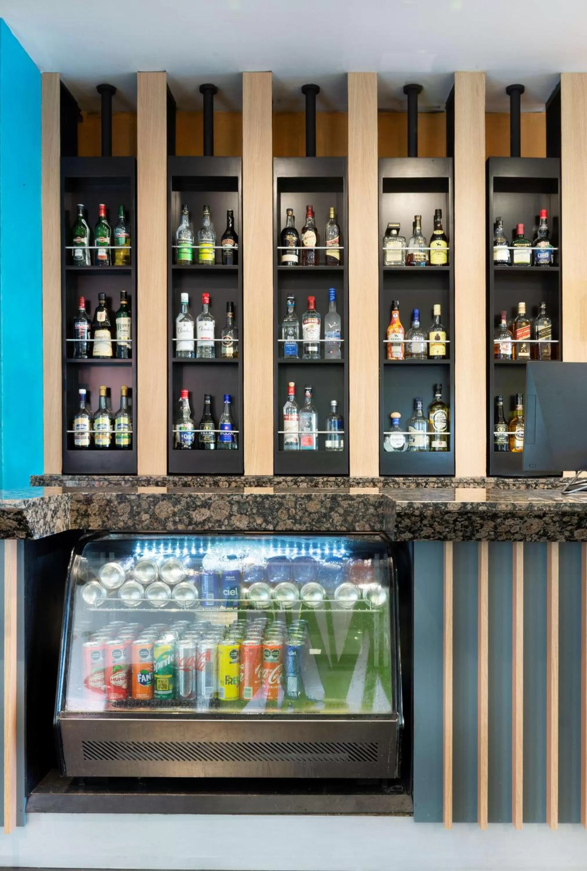 Lounge or bar in Hampton by Hilton Veracruz Boca Del Rio