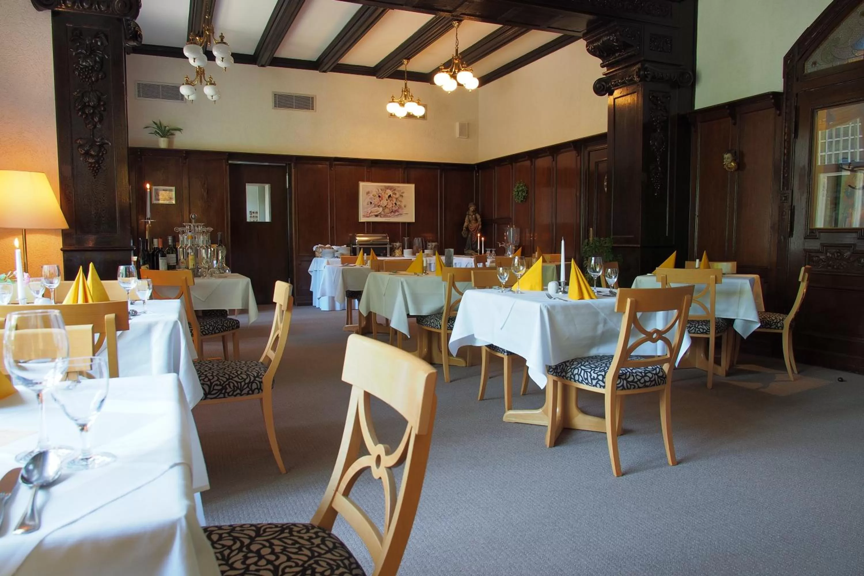 Restaurant/places to eat in Hotel Schlossvilla Derenburg