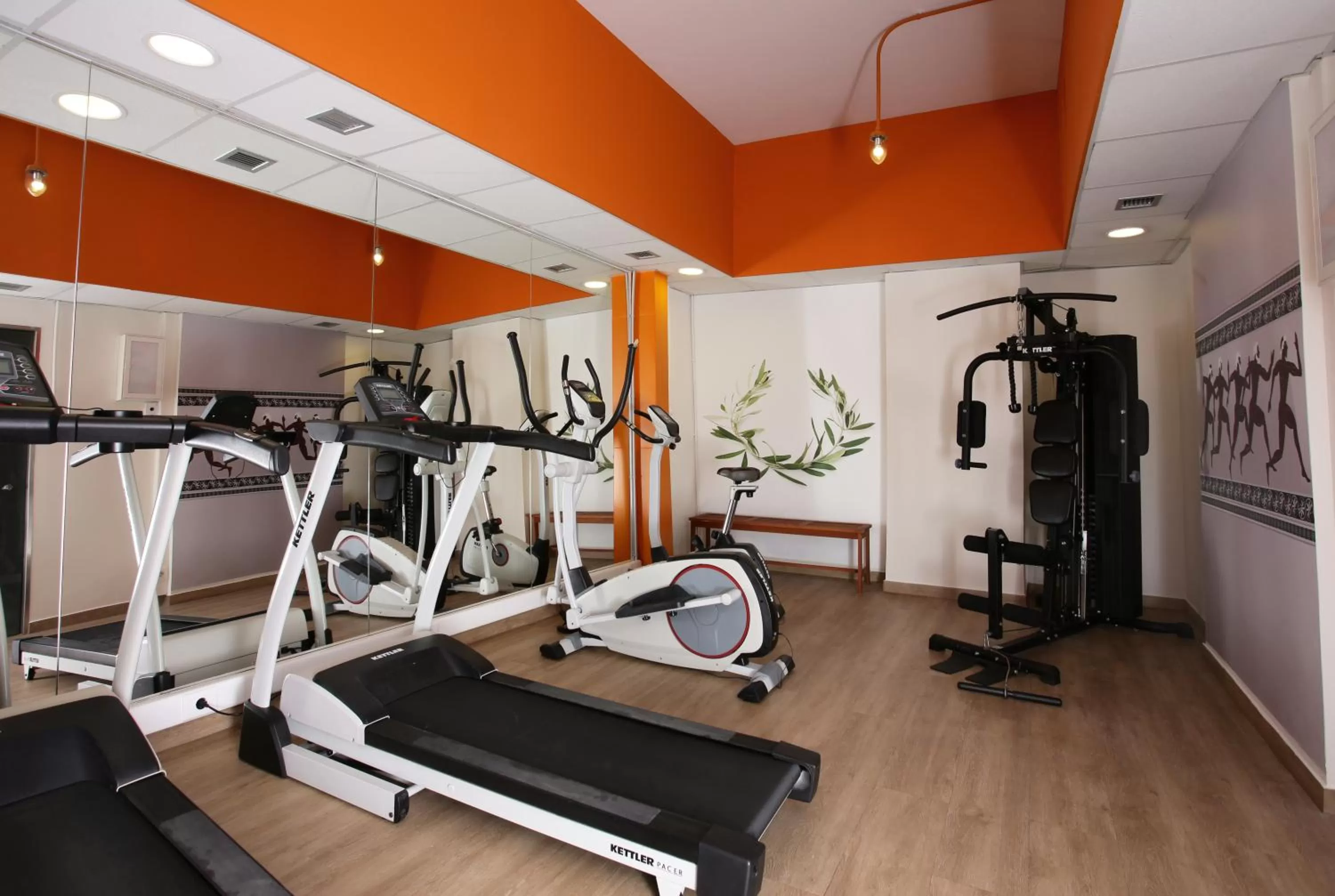 Fitness centre/facilities in Evripides Hotel