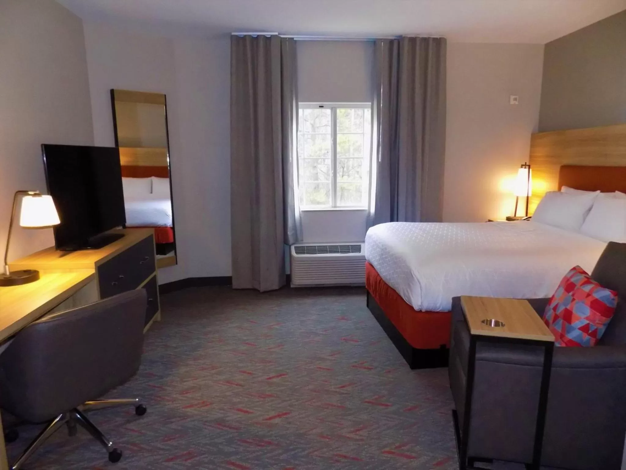 Photo of the whole room, Bed in Candlewood Suites Apex Raleigh Area by IHG