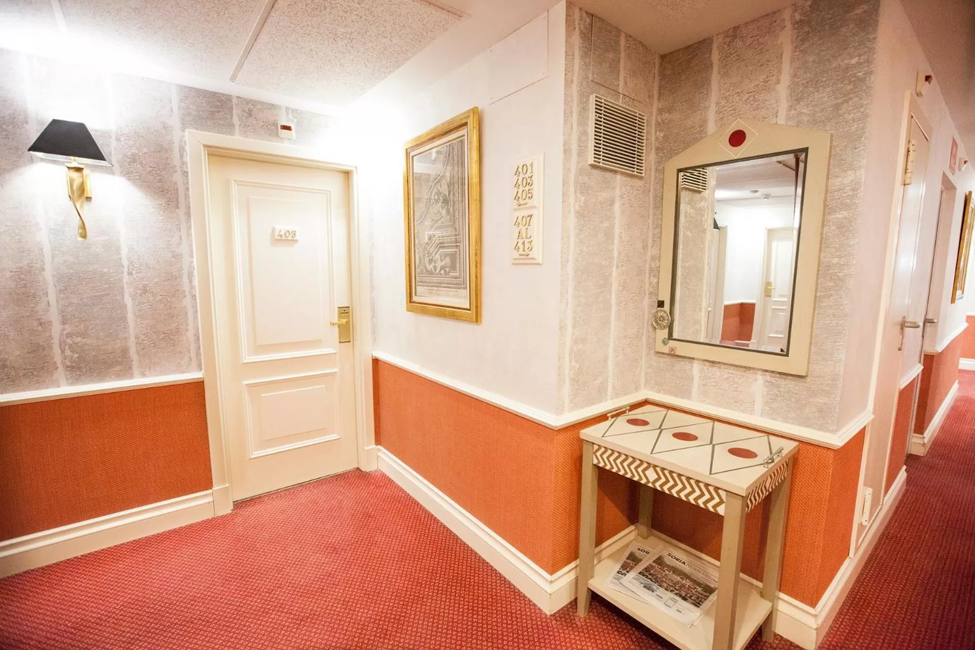 Decorative detail in Hotel Alfonso VIII