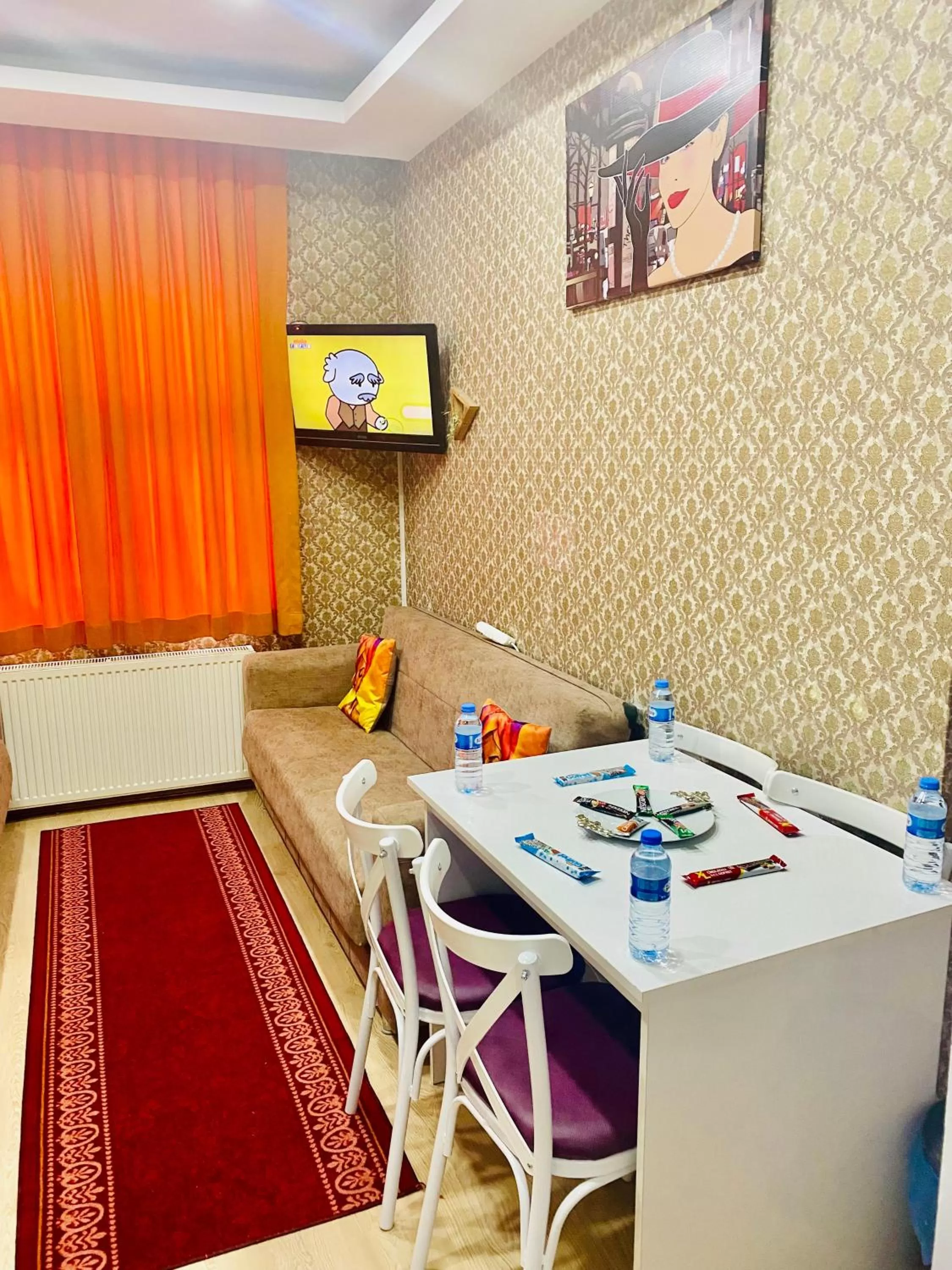 Seating area in White Suites Hotel İstanbul