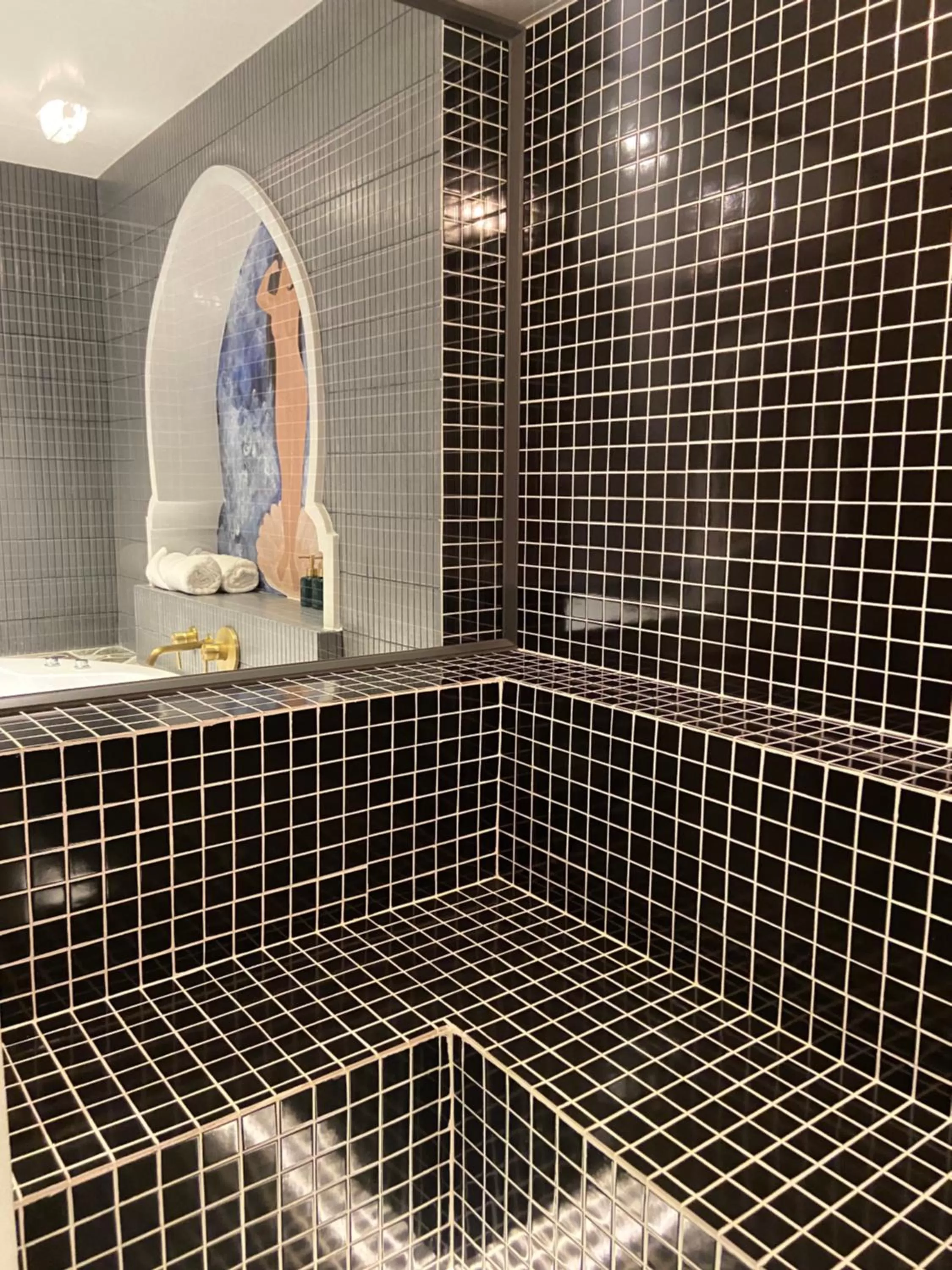 Steam room in Dazi Signature