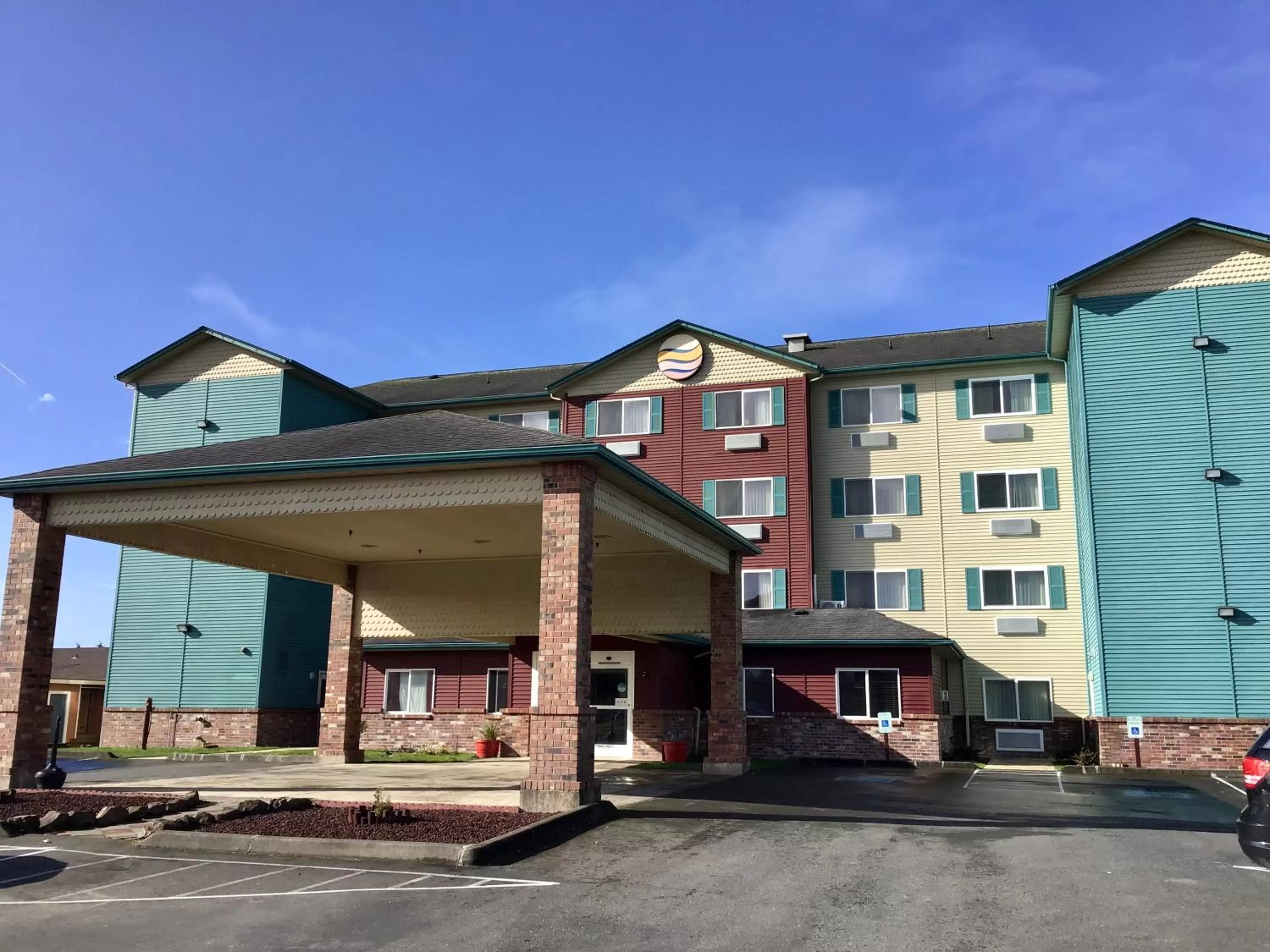 Property building in Comfort Inn & Suites Ocean Shores