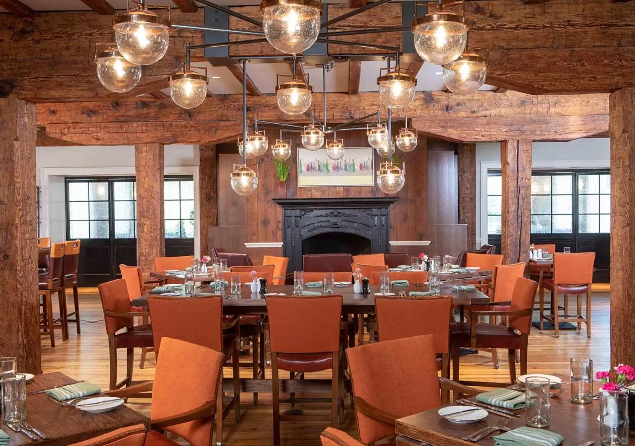 Restaurant/places to eat in Boar's Head Resort