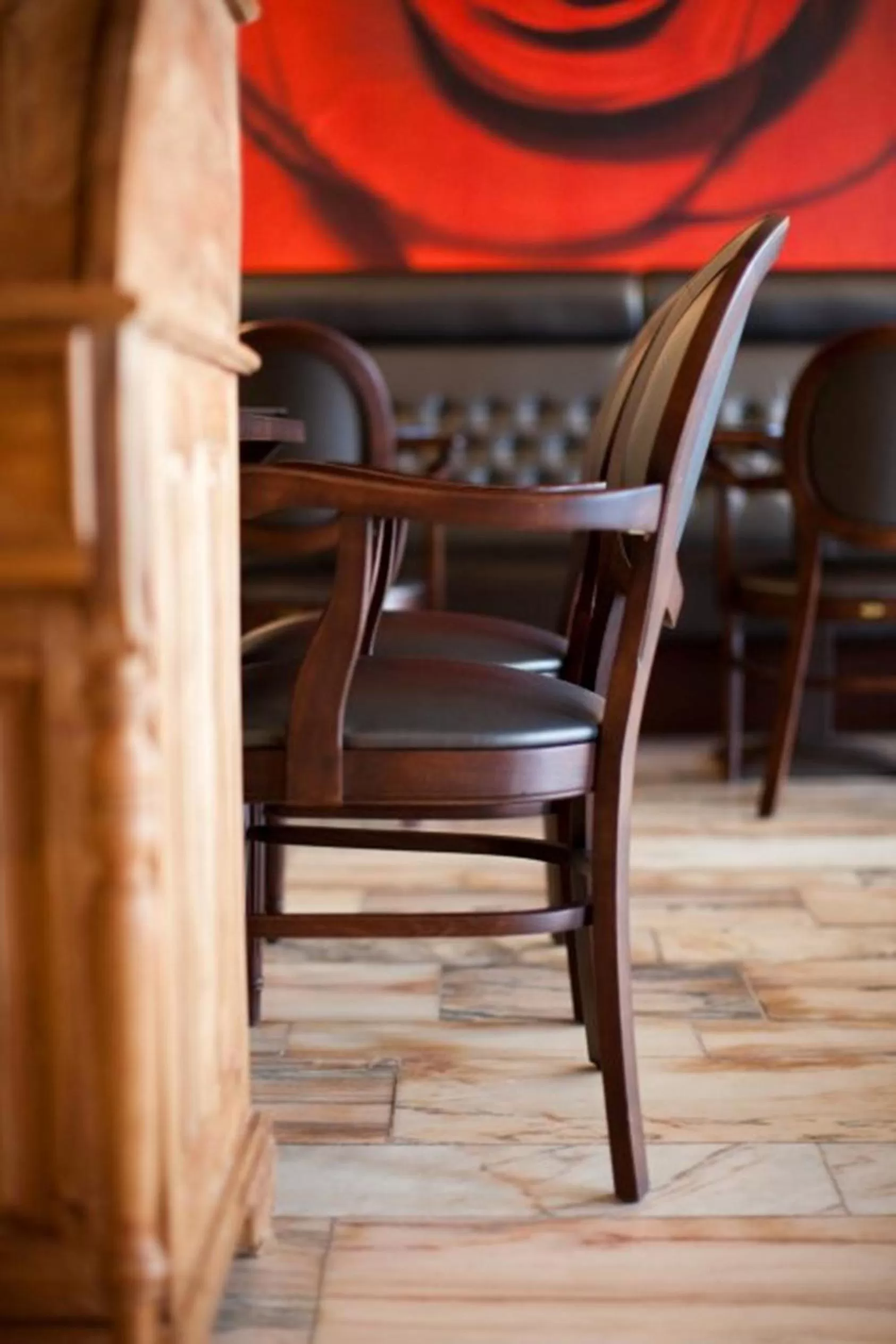 Restaurant/places to eat in Belrom Hotel