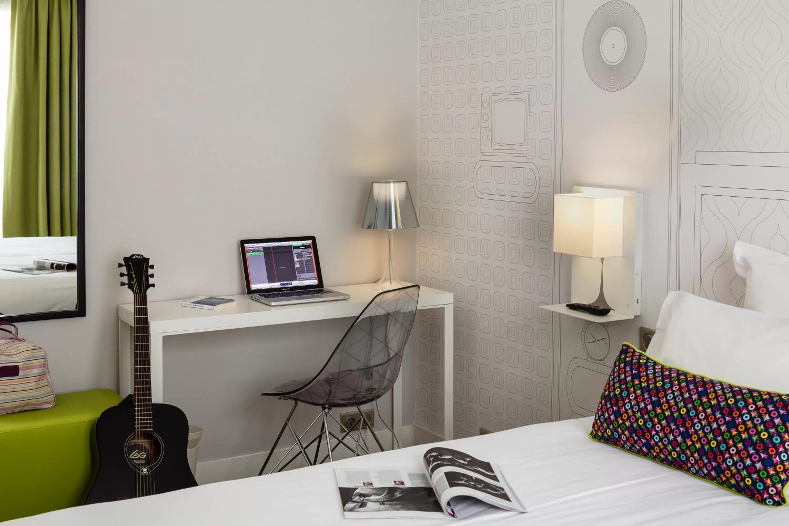 Bedroom, Bed in Hôtel Paris Vaugirard