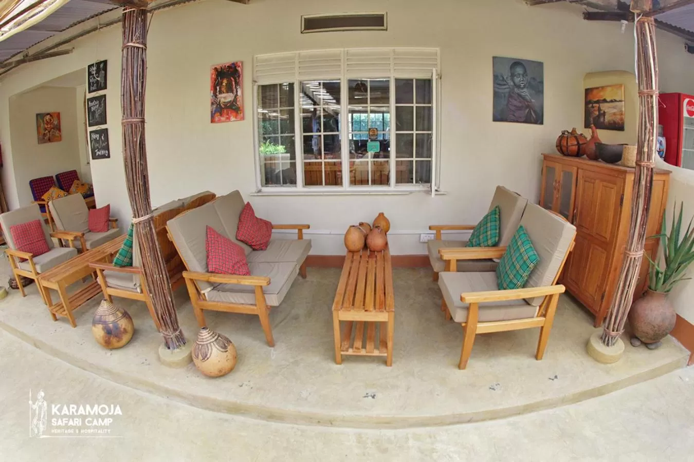 Patio in Kara-Tunga Safari Camp