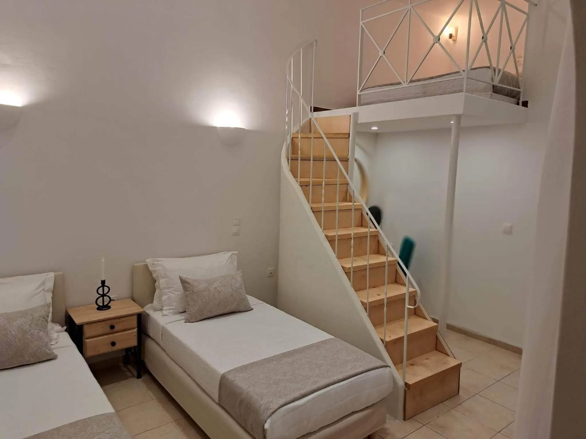 Photo of the whole room in Amerisa Suites & Villa