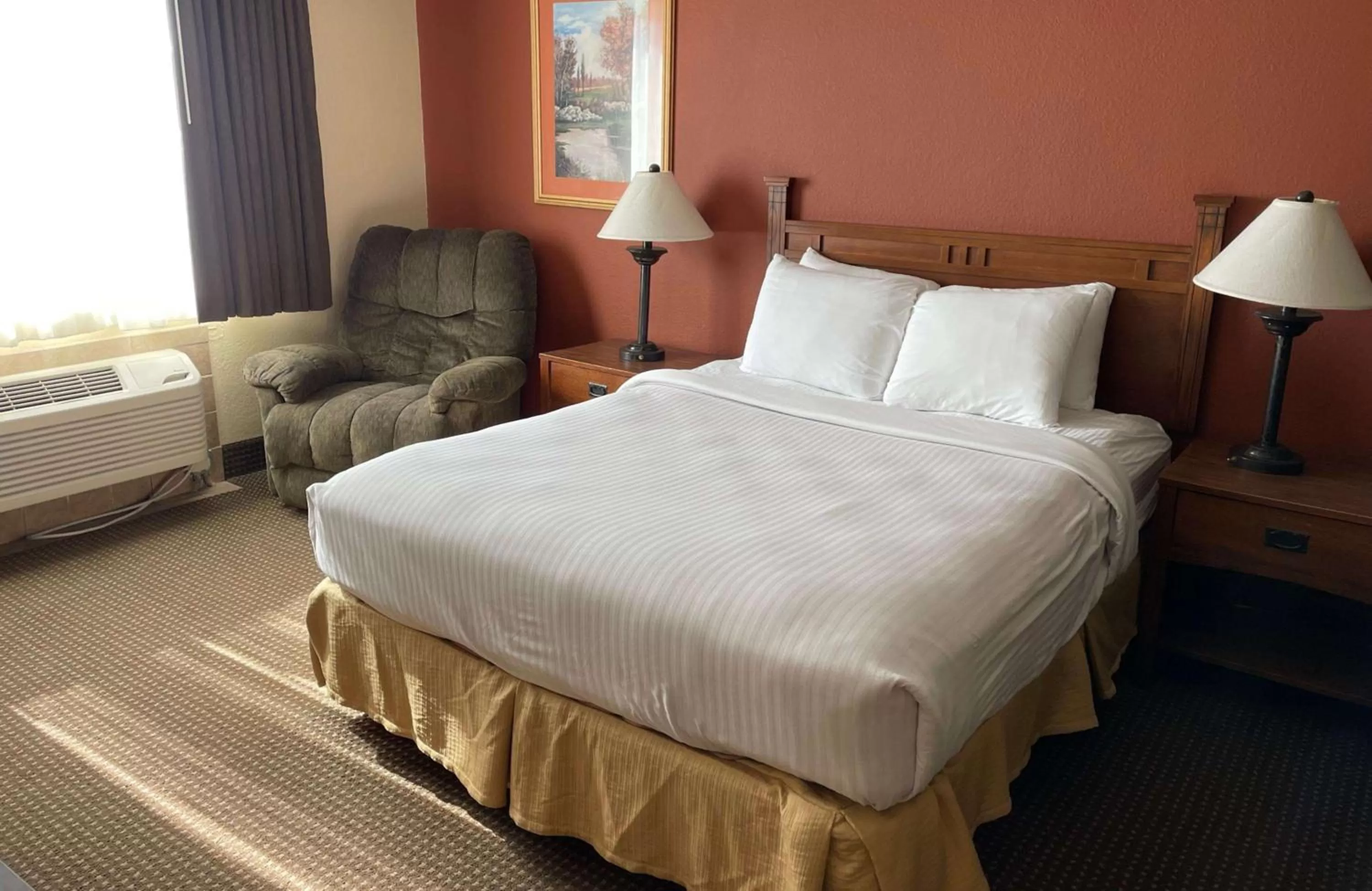 Bedroom, Bed in Best Western Starlite Village