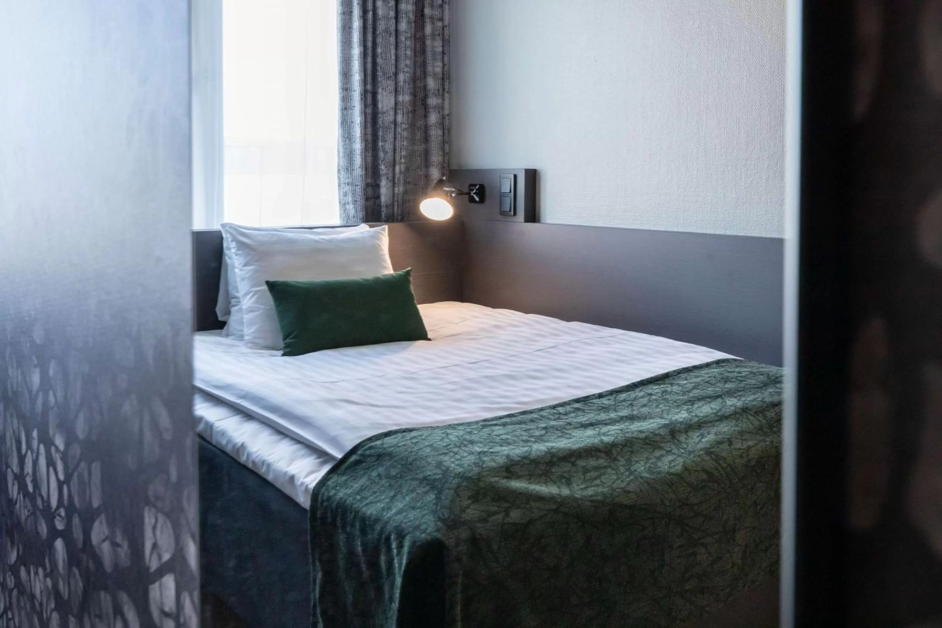 Photo of the whole room, Bed in Scandic Kallio