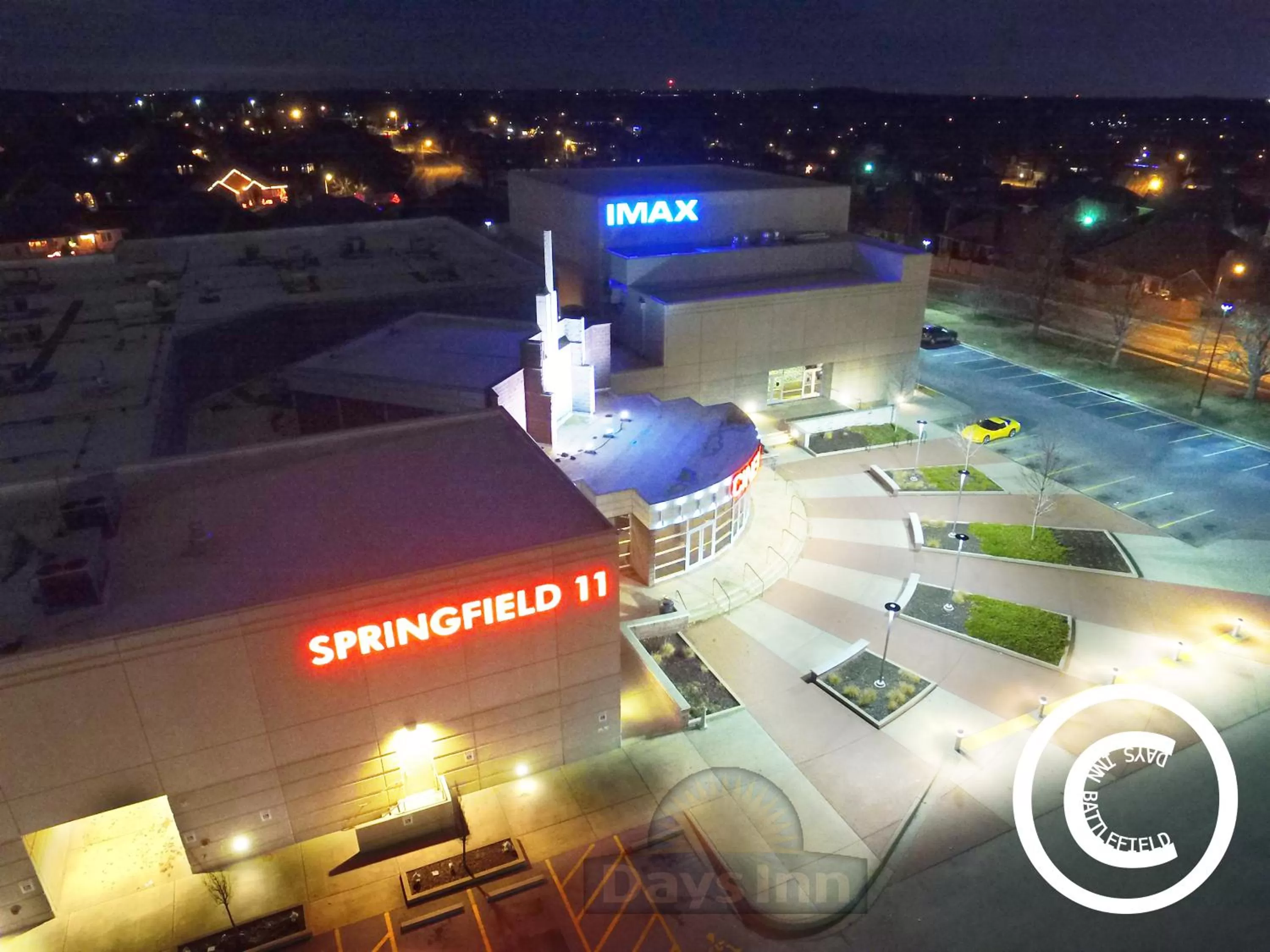 Property building in Days Inn by Wyndham Battlefield Rd/Hwy 65