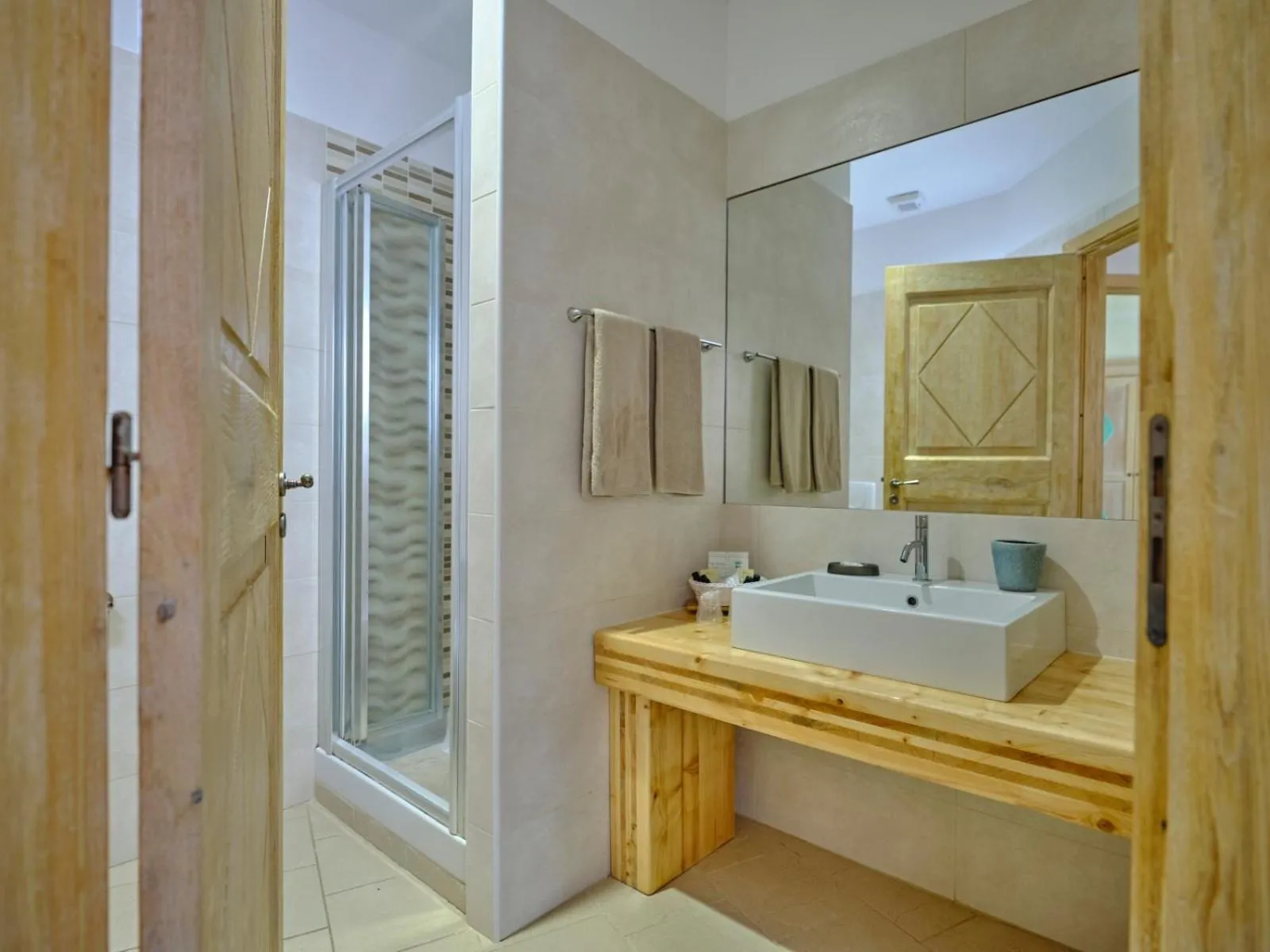 Bathroom in Dolce Vita Boutique Hotel