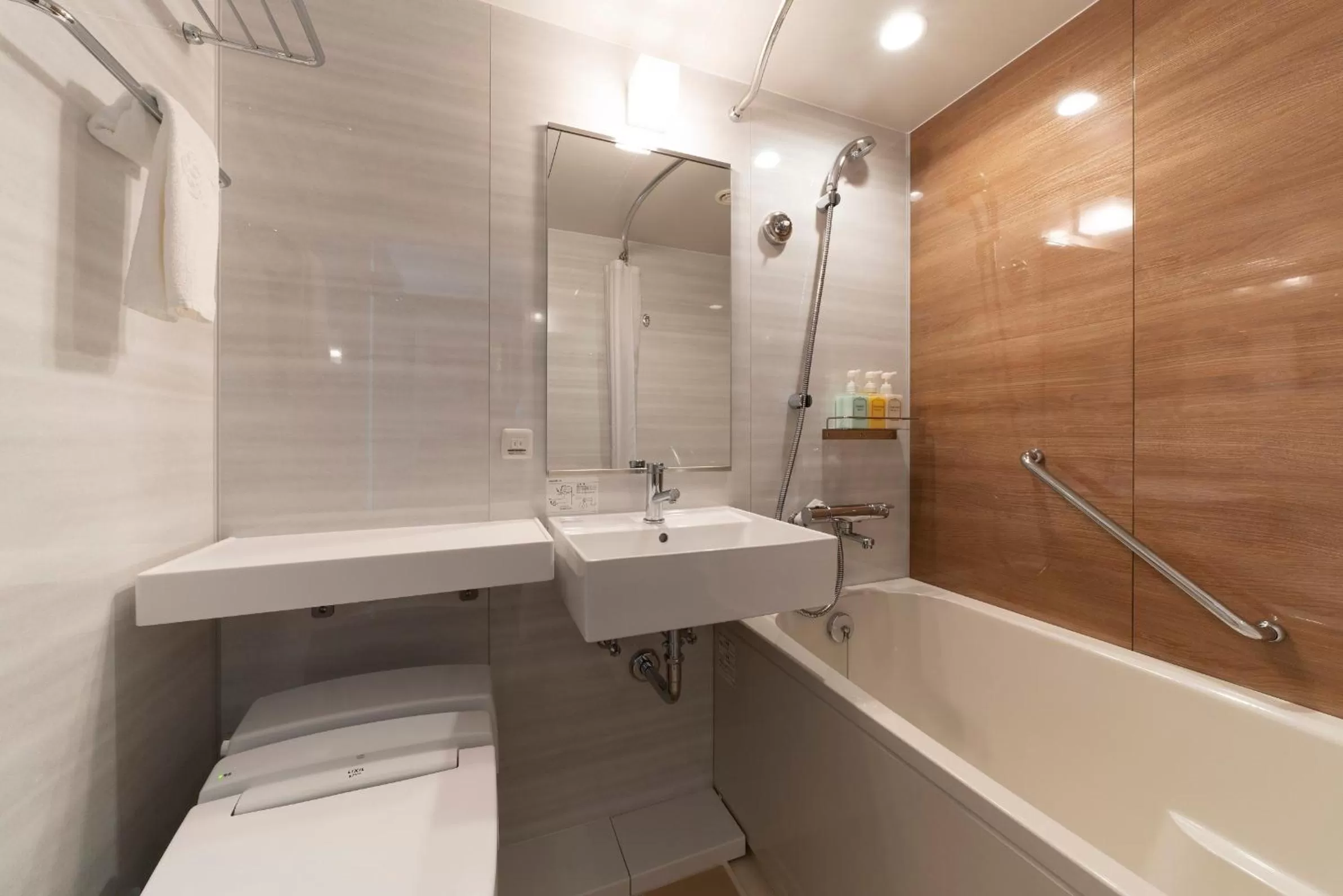 Shower in Hotel Associa Toyohashi