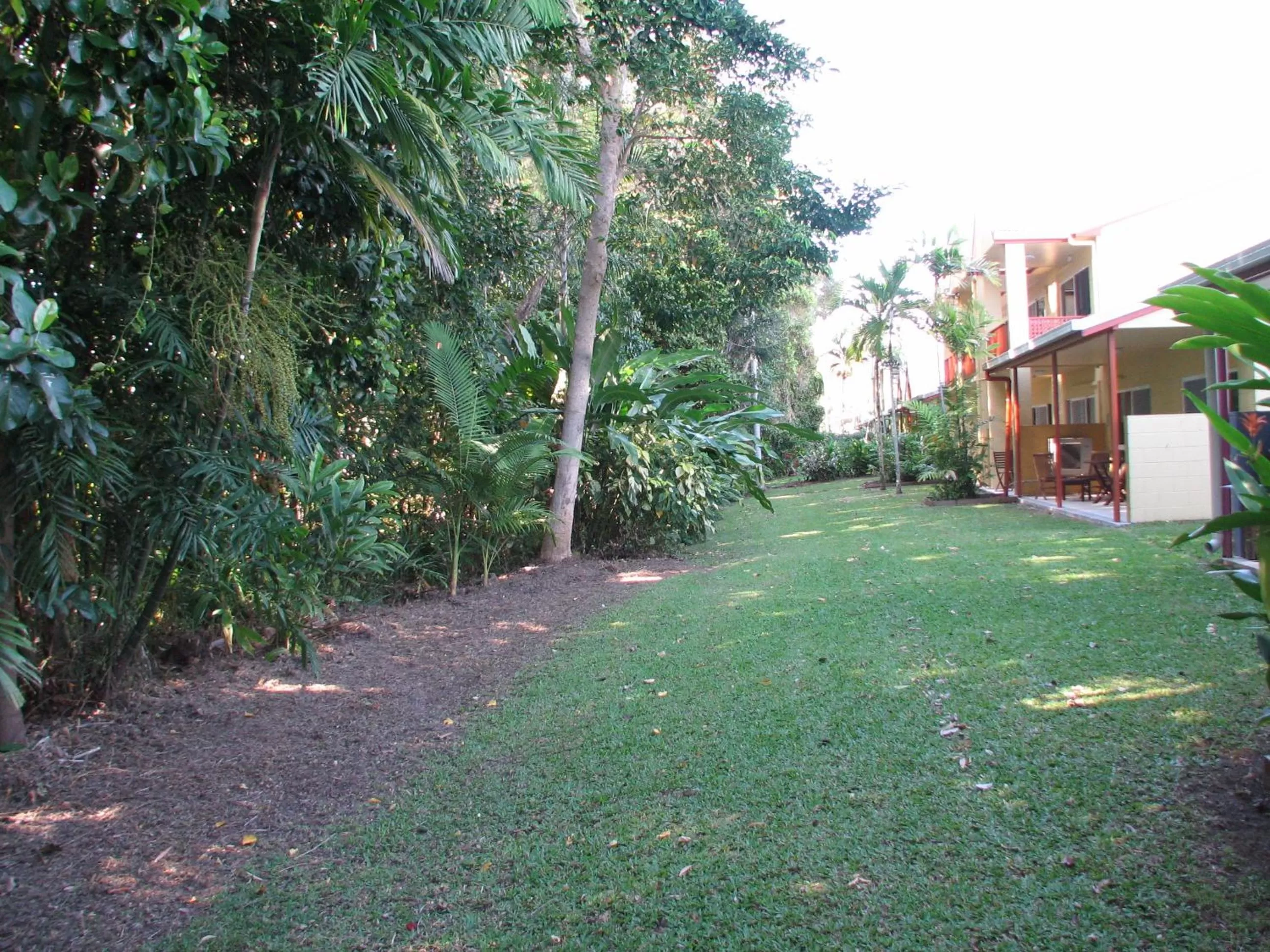 Garden in TiTree Village Holiday Apartments