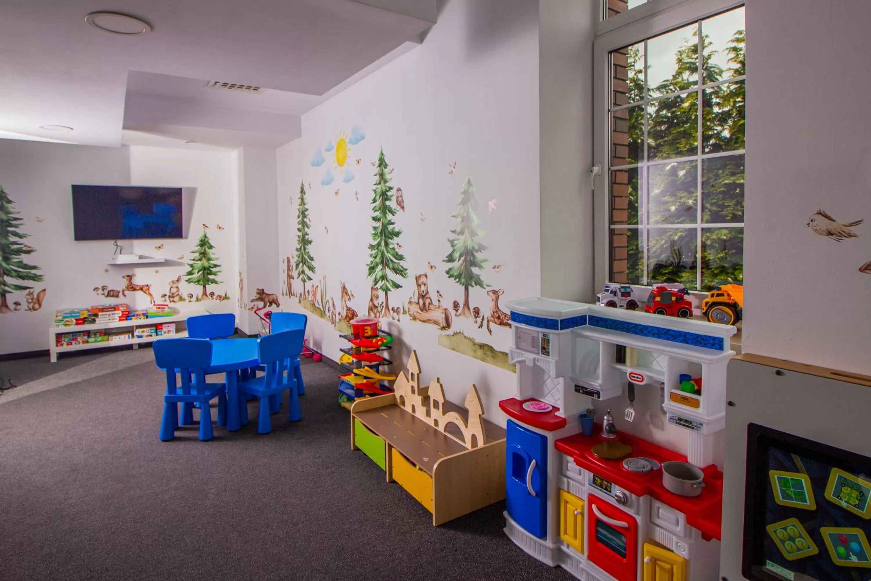 TV and multimedia in Młyn Jacka Hotel & Spa