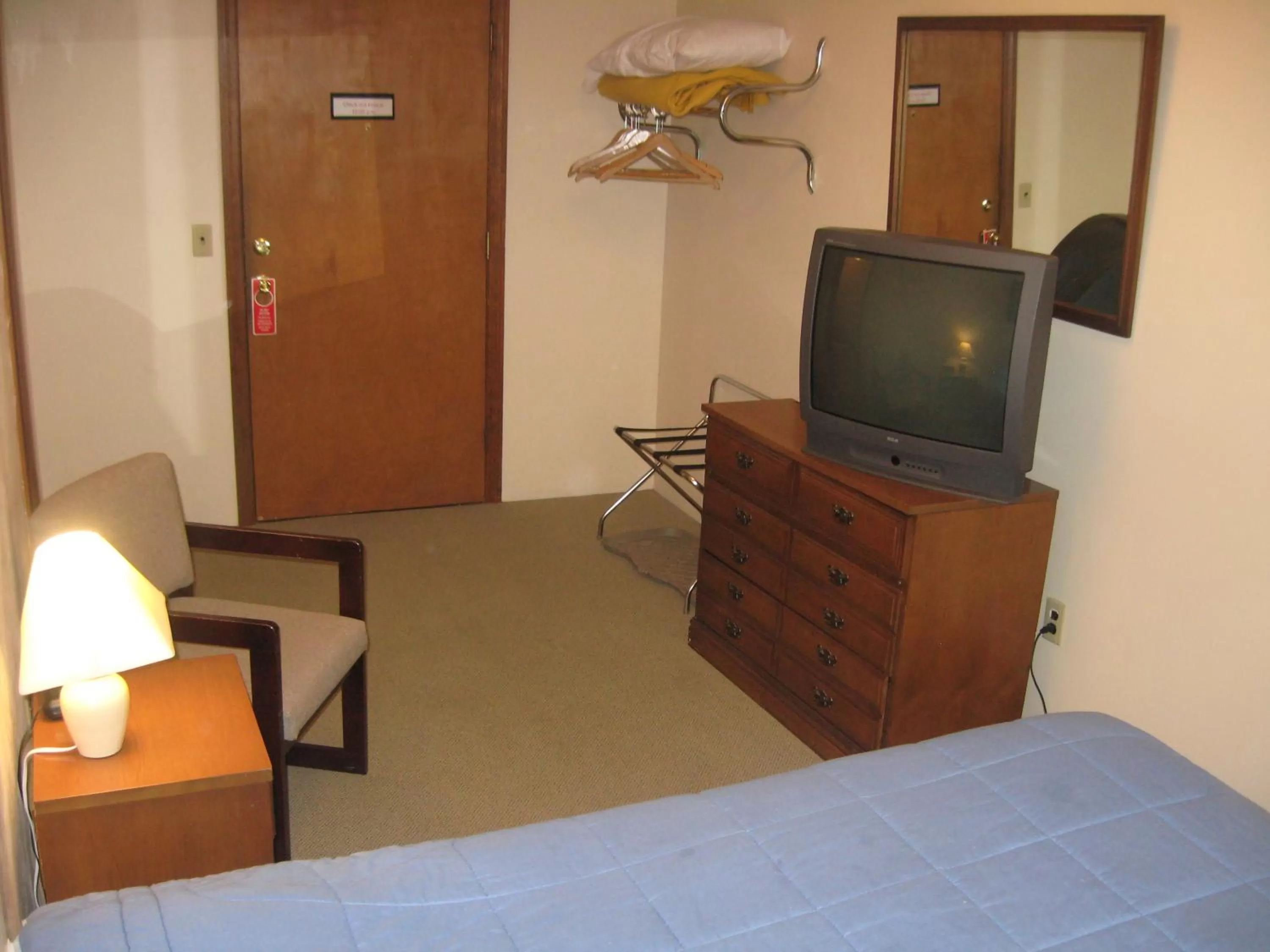 Bedroom, TV/Entertainment Center in Big Bears Lodge
