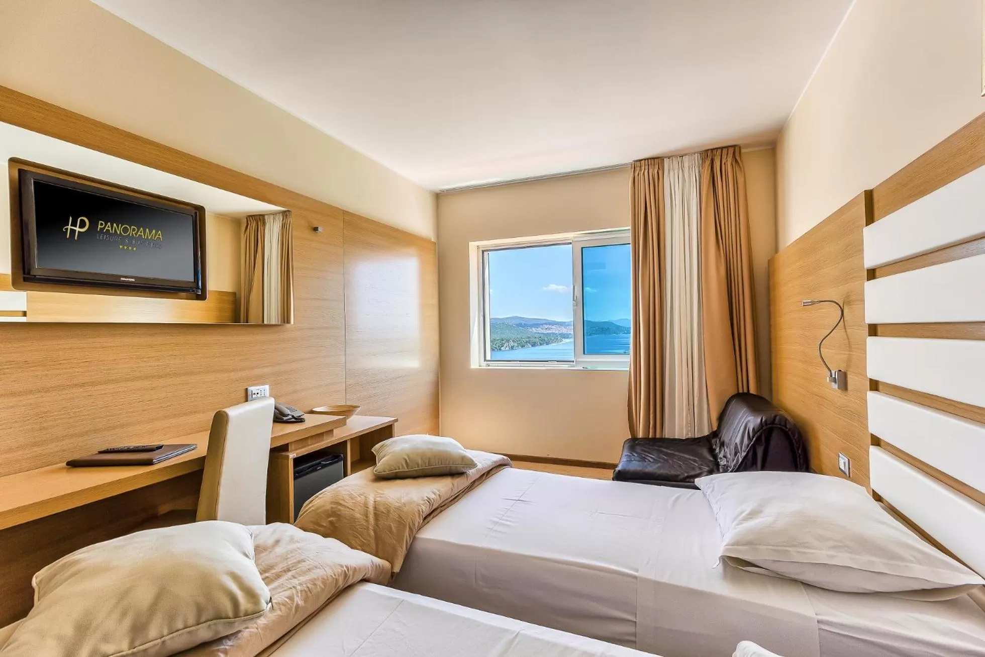 Pets, Bed in Hotel Panorama