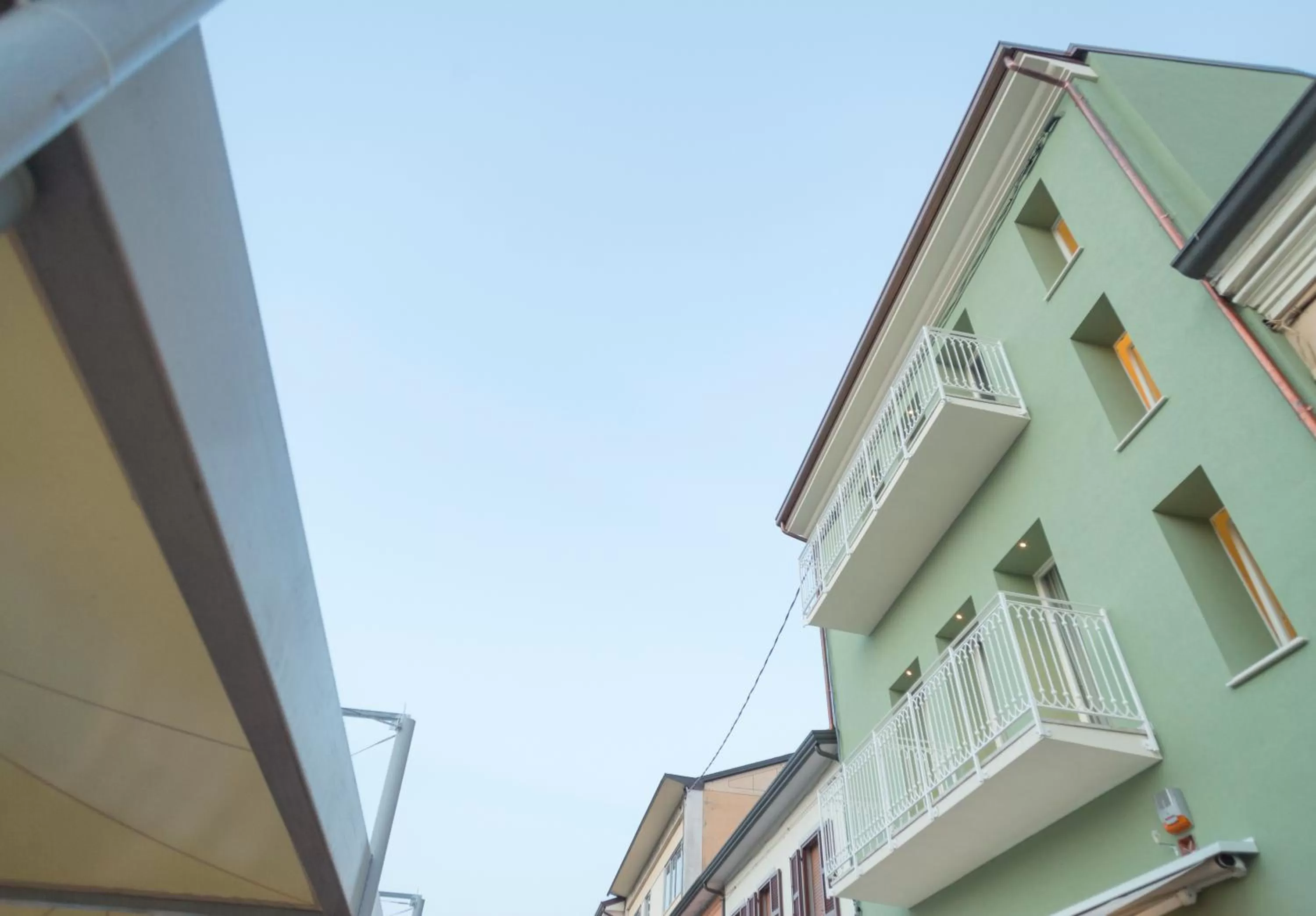Facade/entrance in porto canale b & b