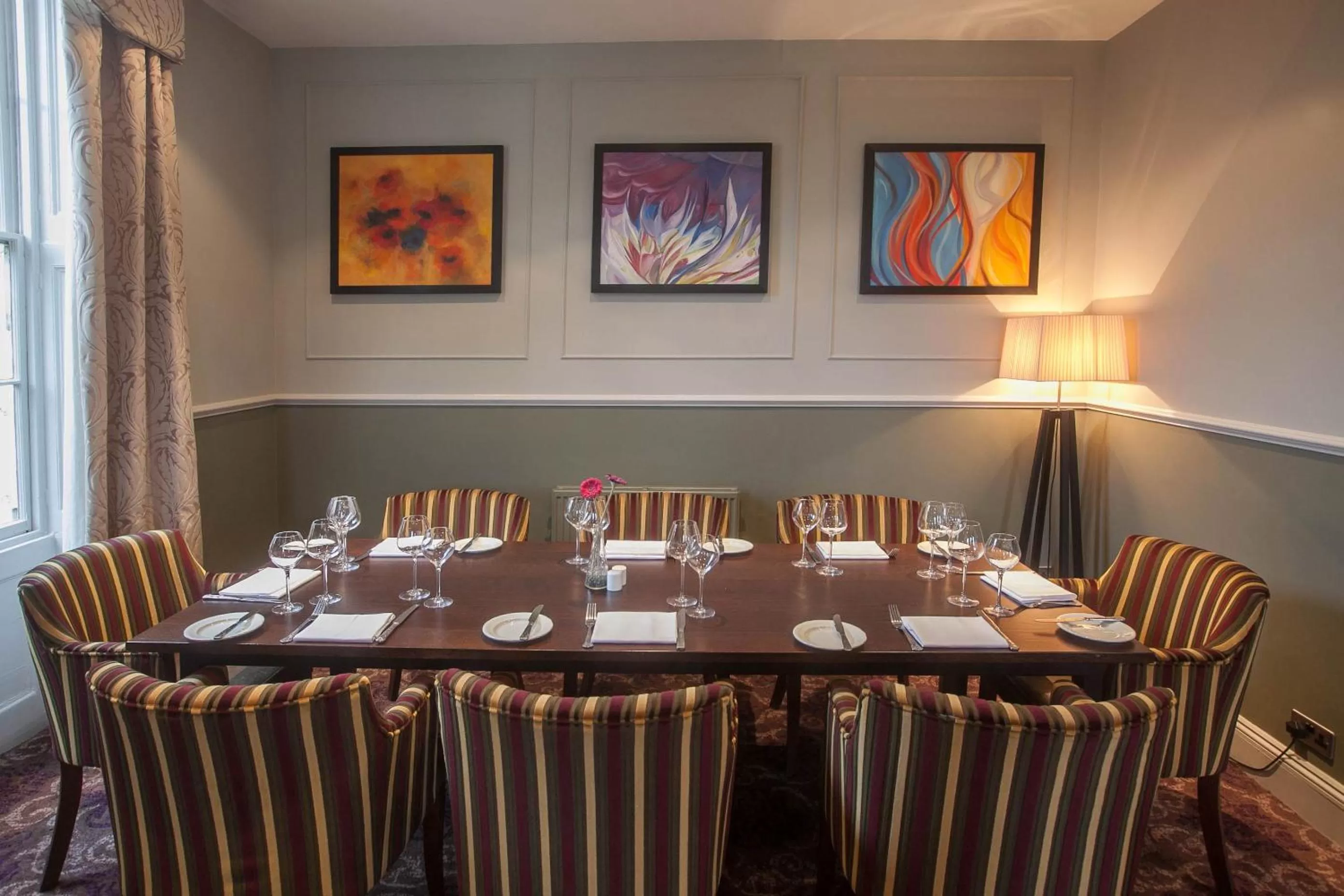 Restaurant/places to eat in London Chigwell Prince Regent Hotel, BW Signature Collection