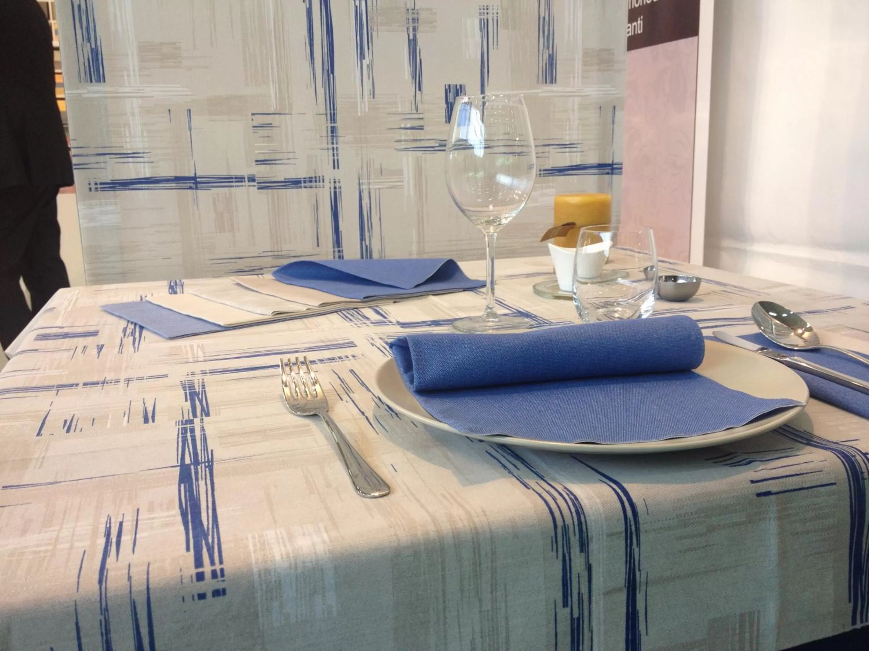 Dining area, Bed in Residence La Nave