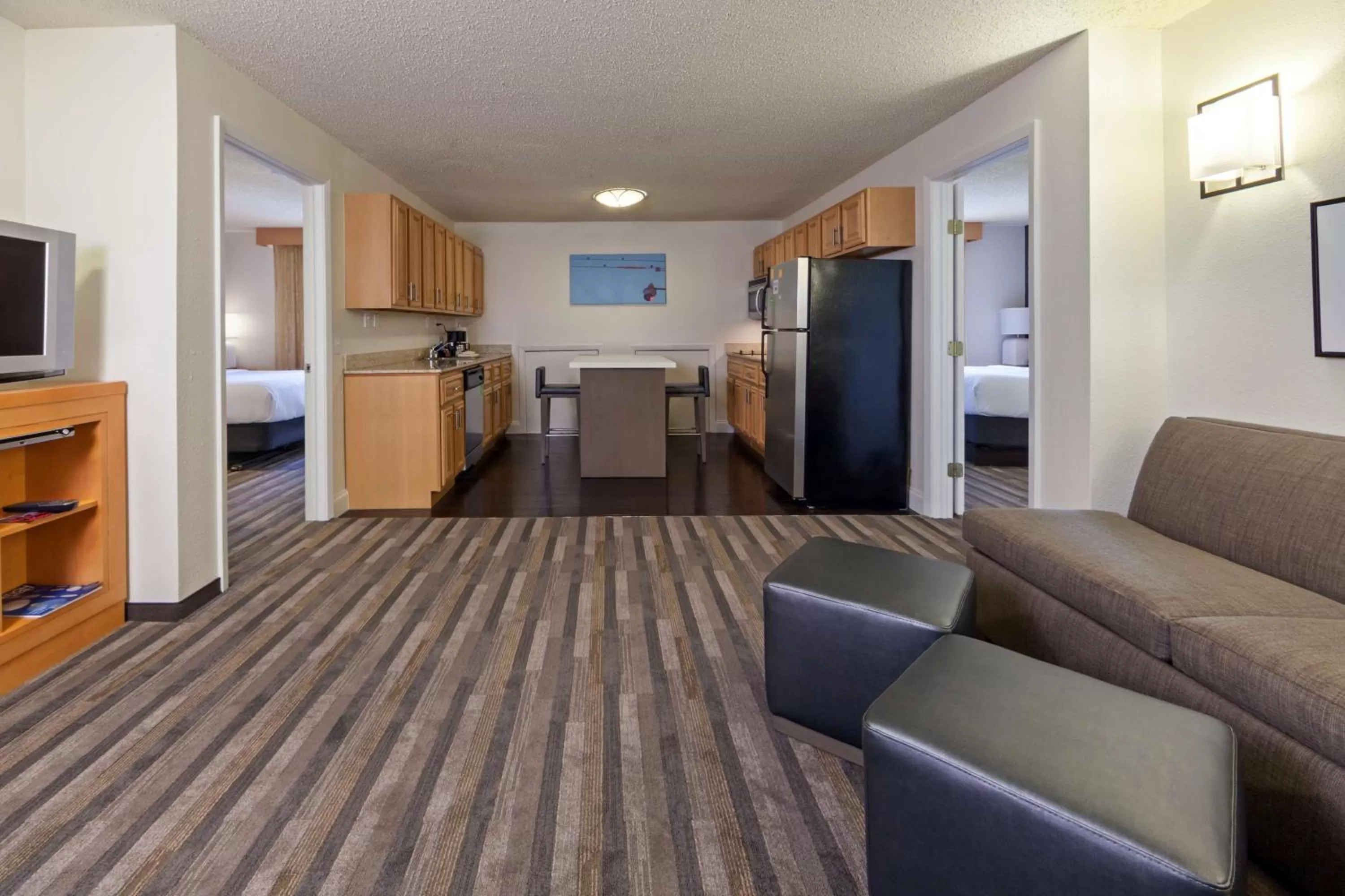 Photo of the whole room in Hyatt House Houston Galleria