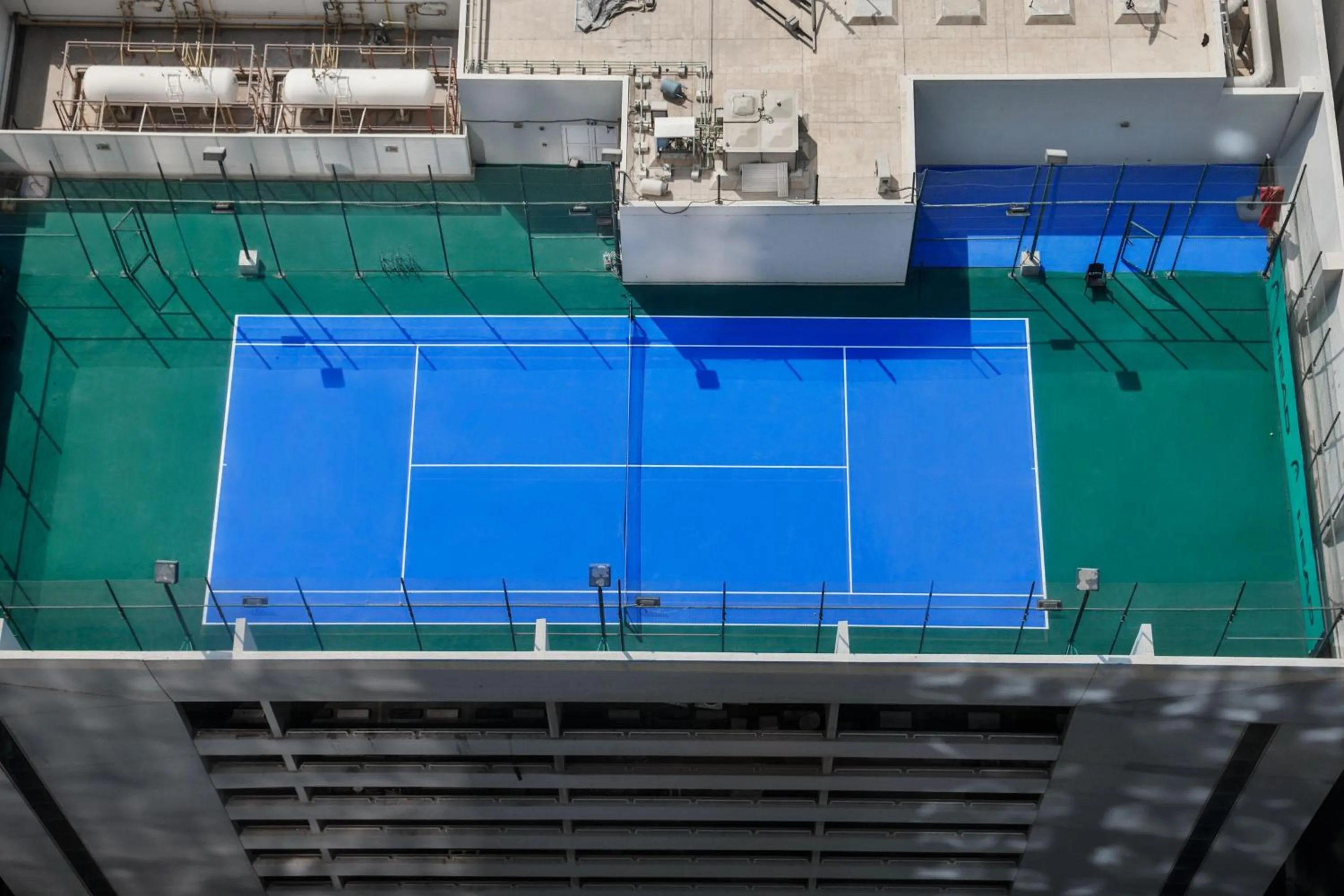 Tennis court in Residence Inn by Marriott Sheikh Zayed Road, Dubai
