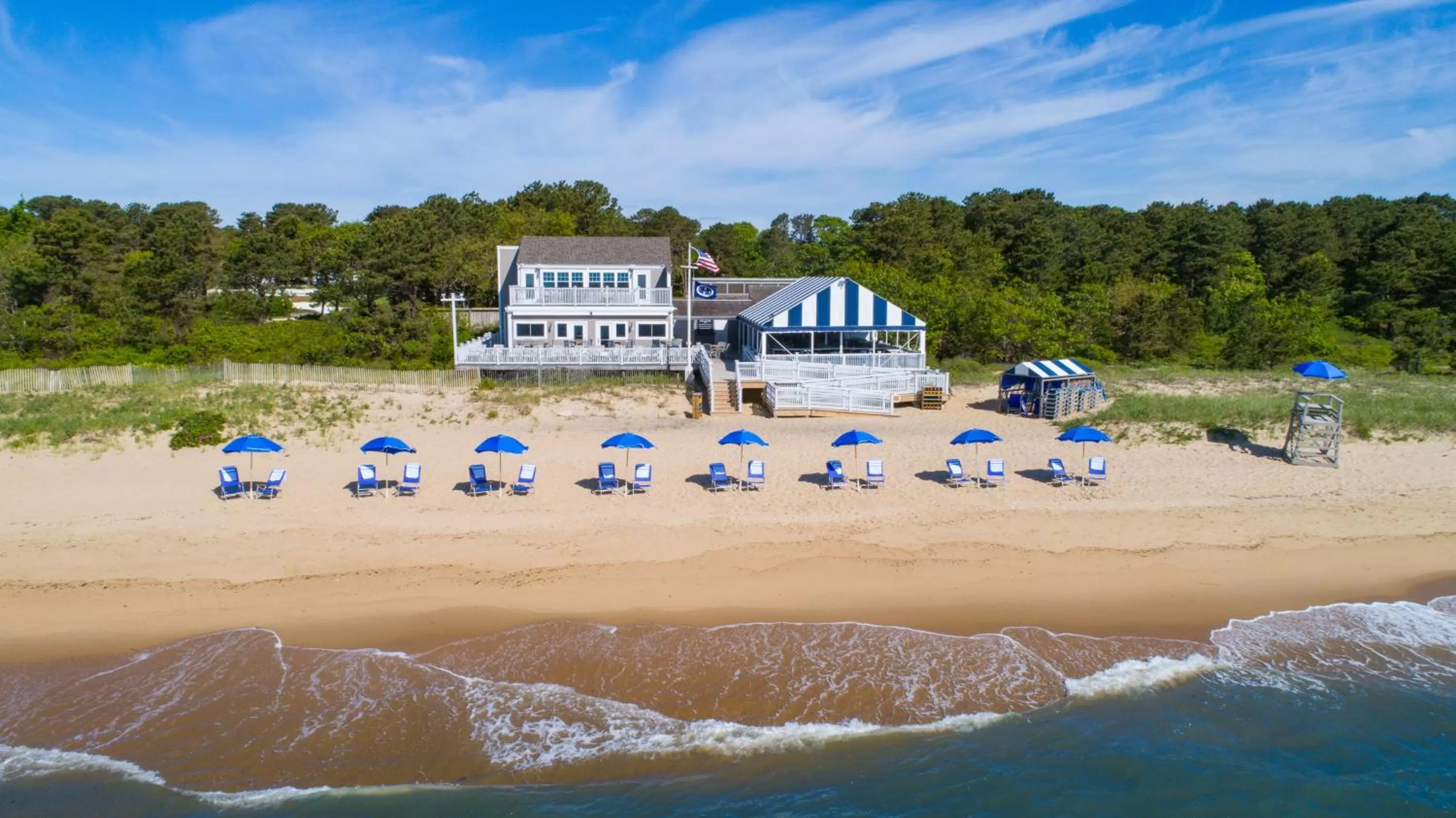 Food and drinks in The Club at New Seabury