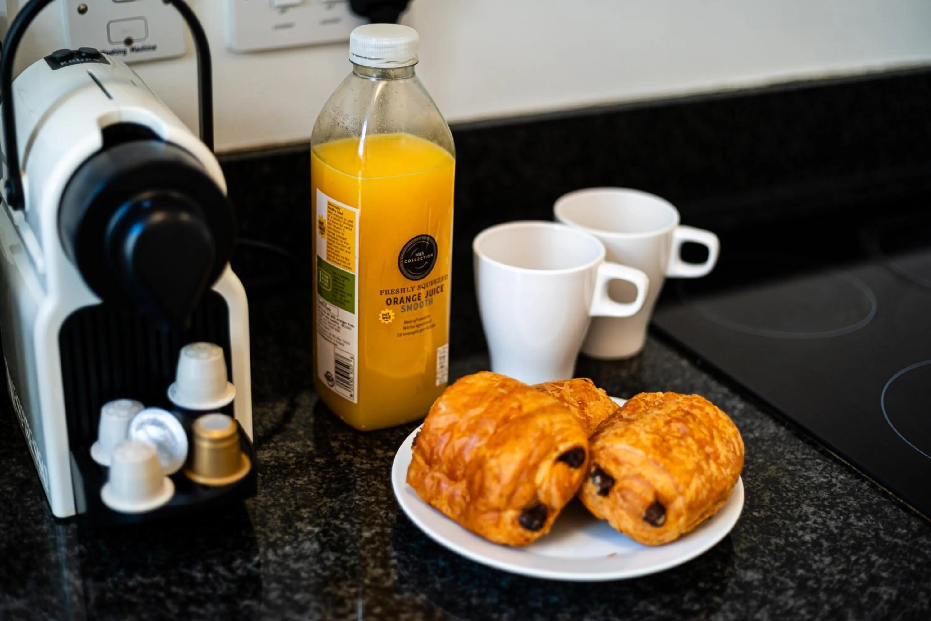 Coffee/tea facilities in Bond Street Serviced Apartment