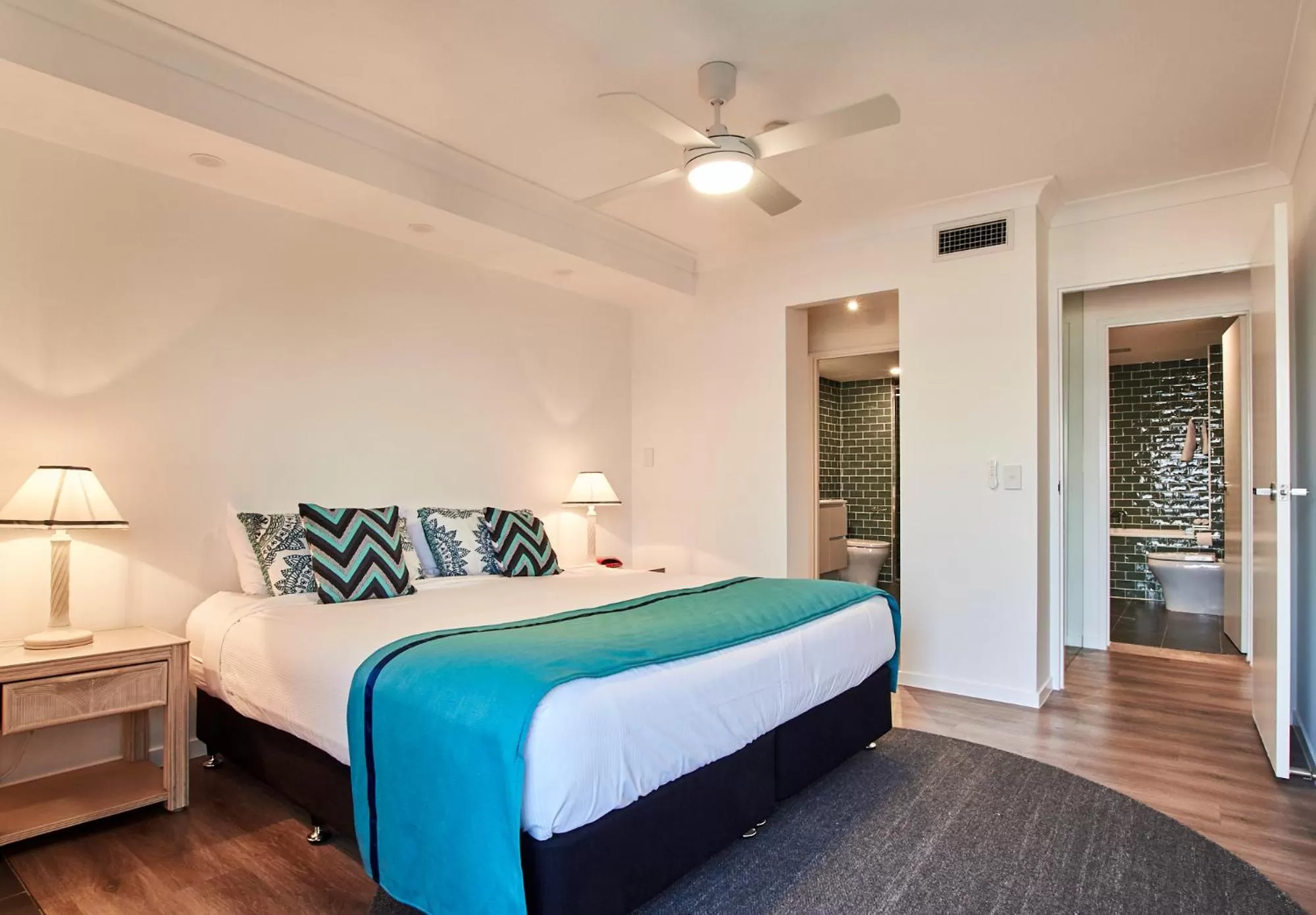 Bed in Albatross North Apartments