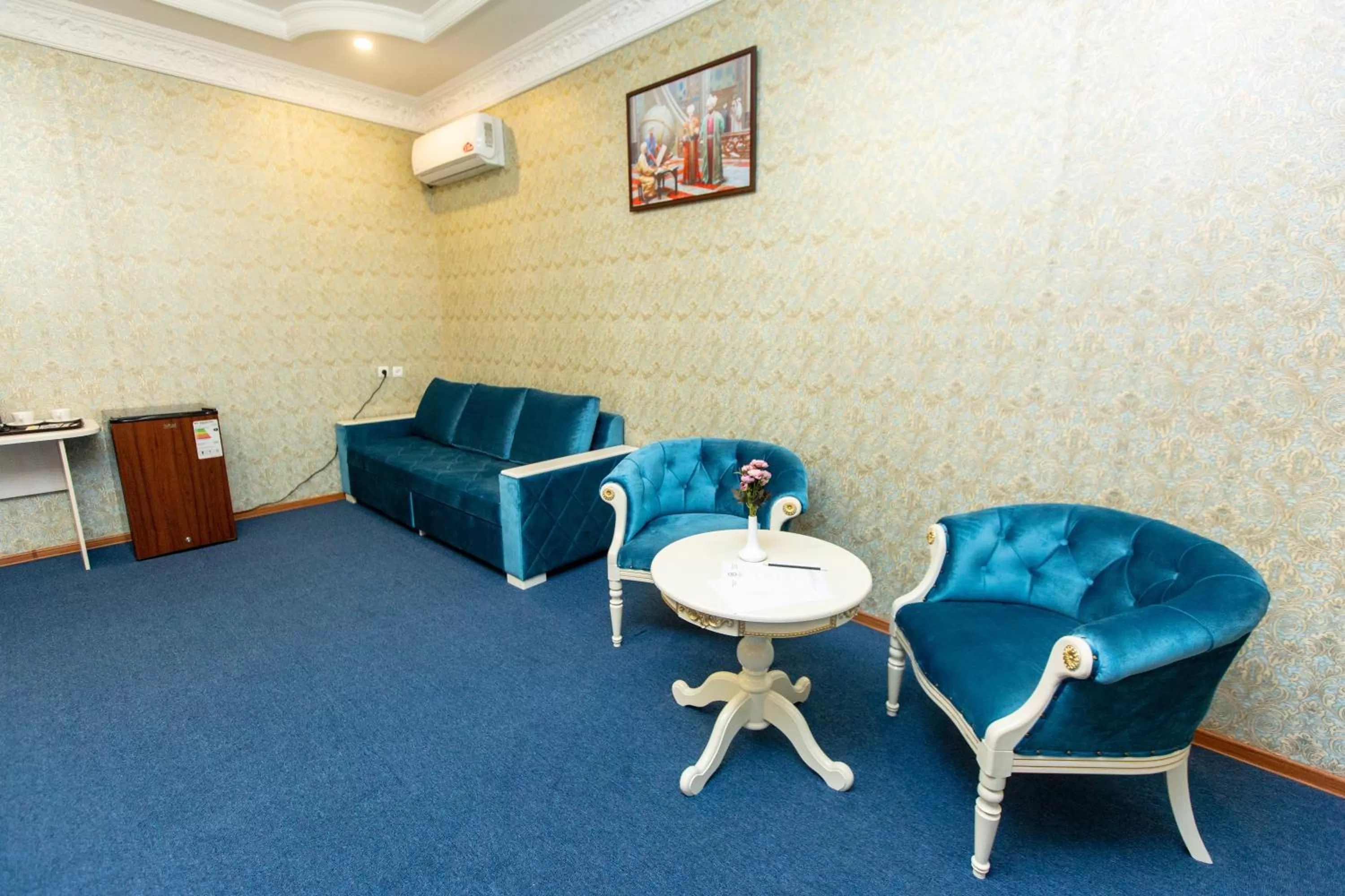 Living room in Mirzo Boutique Hotel