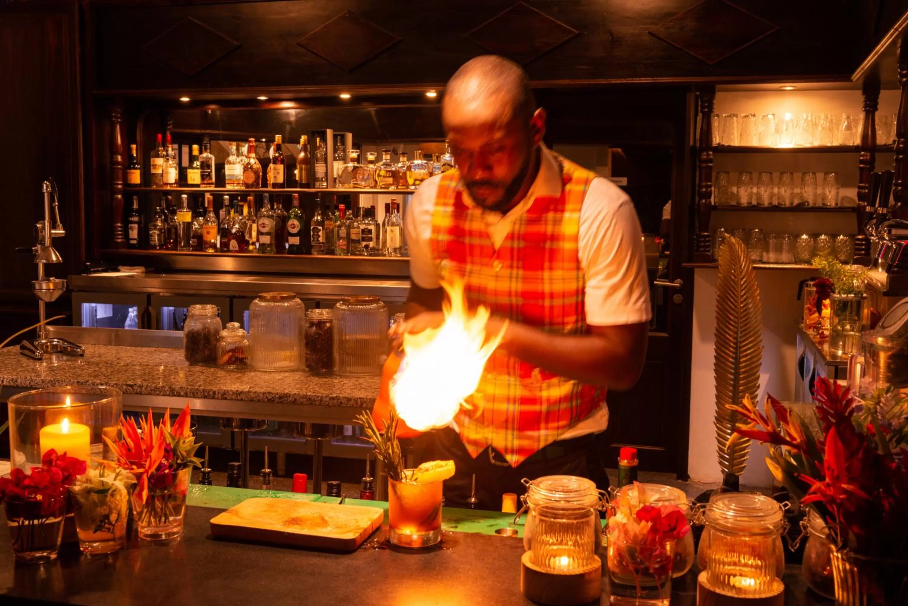 Lounge or bar in Habitation Saint Charles - Hôtel de Charme & Spa