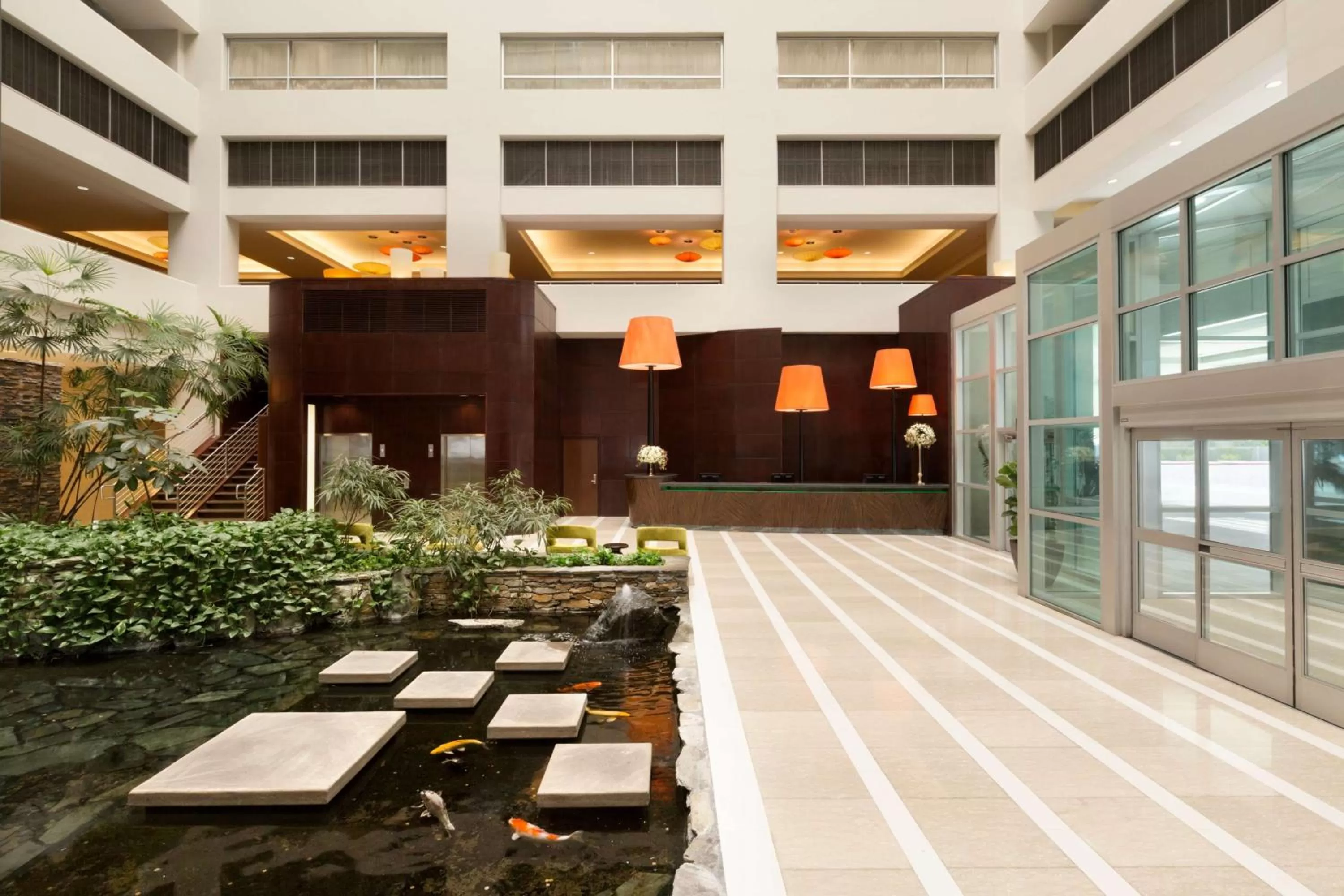 Lobby or reception in Embassy Suites Los Angeles Glendale