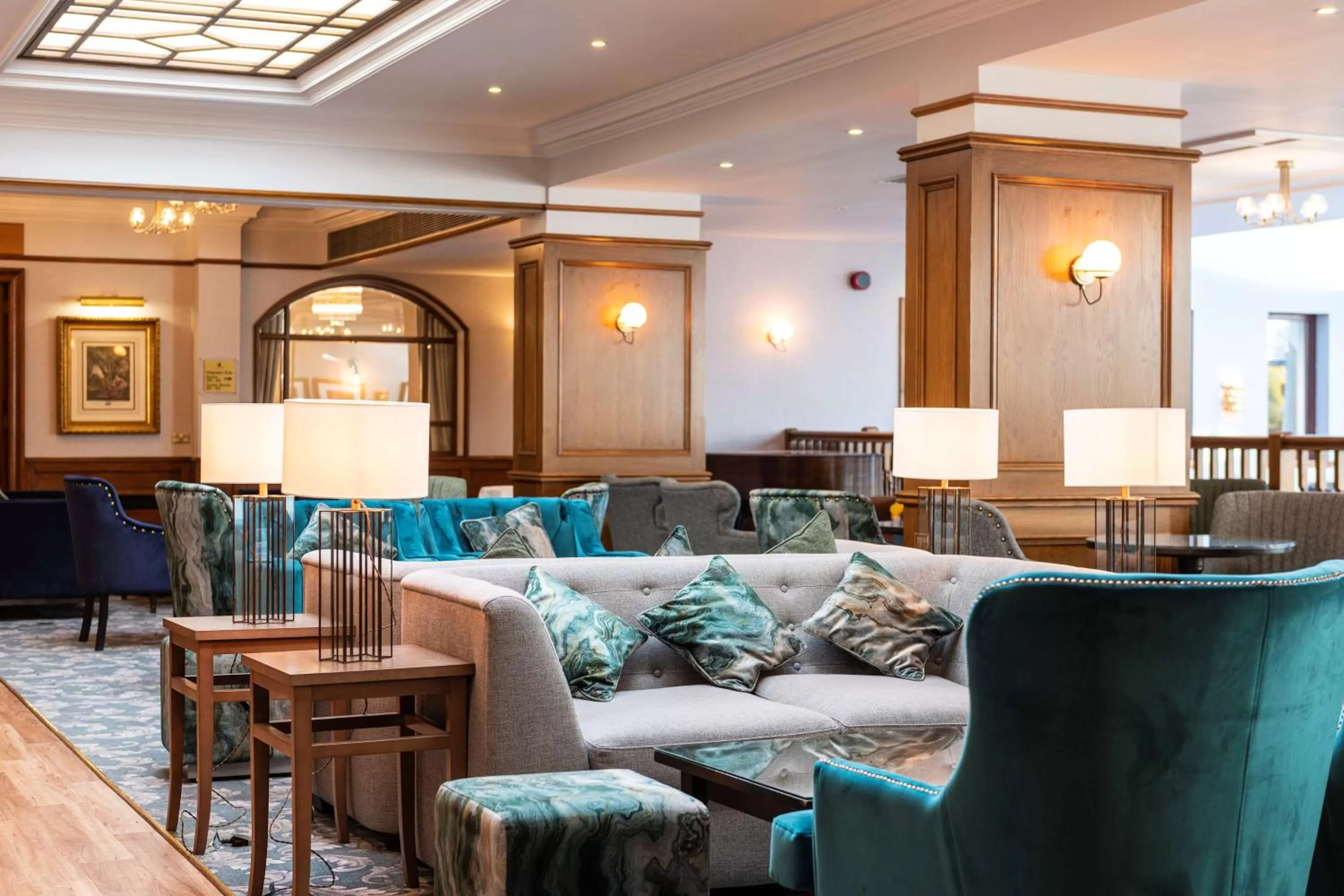 Lounge or bar in Kingsmills Hotel