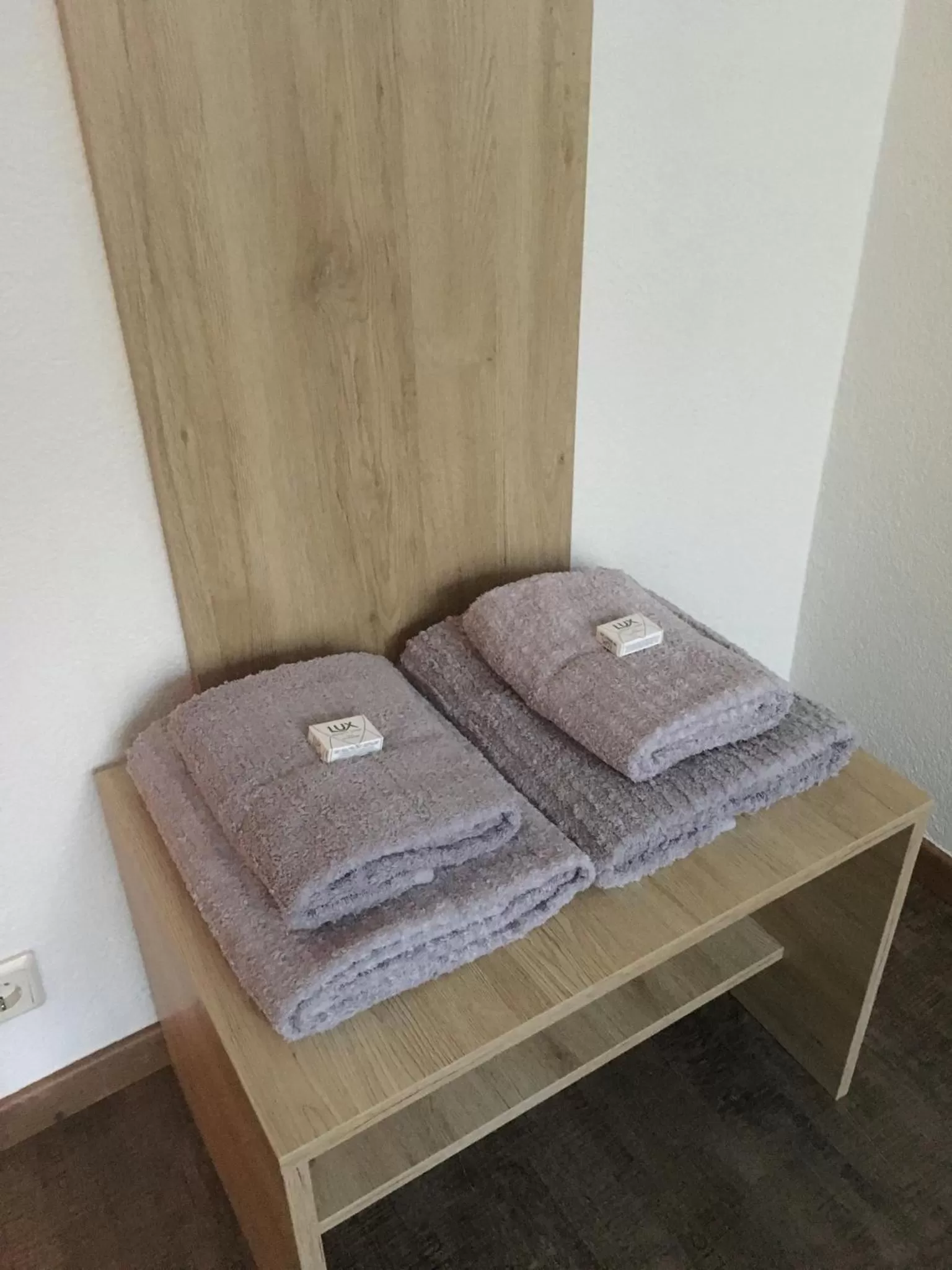 Decorative detail, Bed in Hotel am Bahnhof