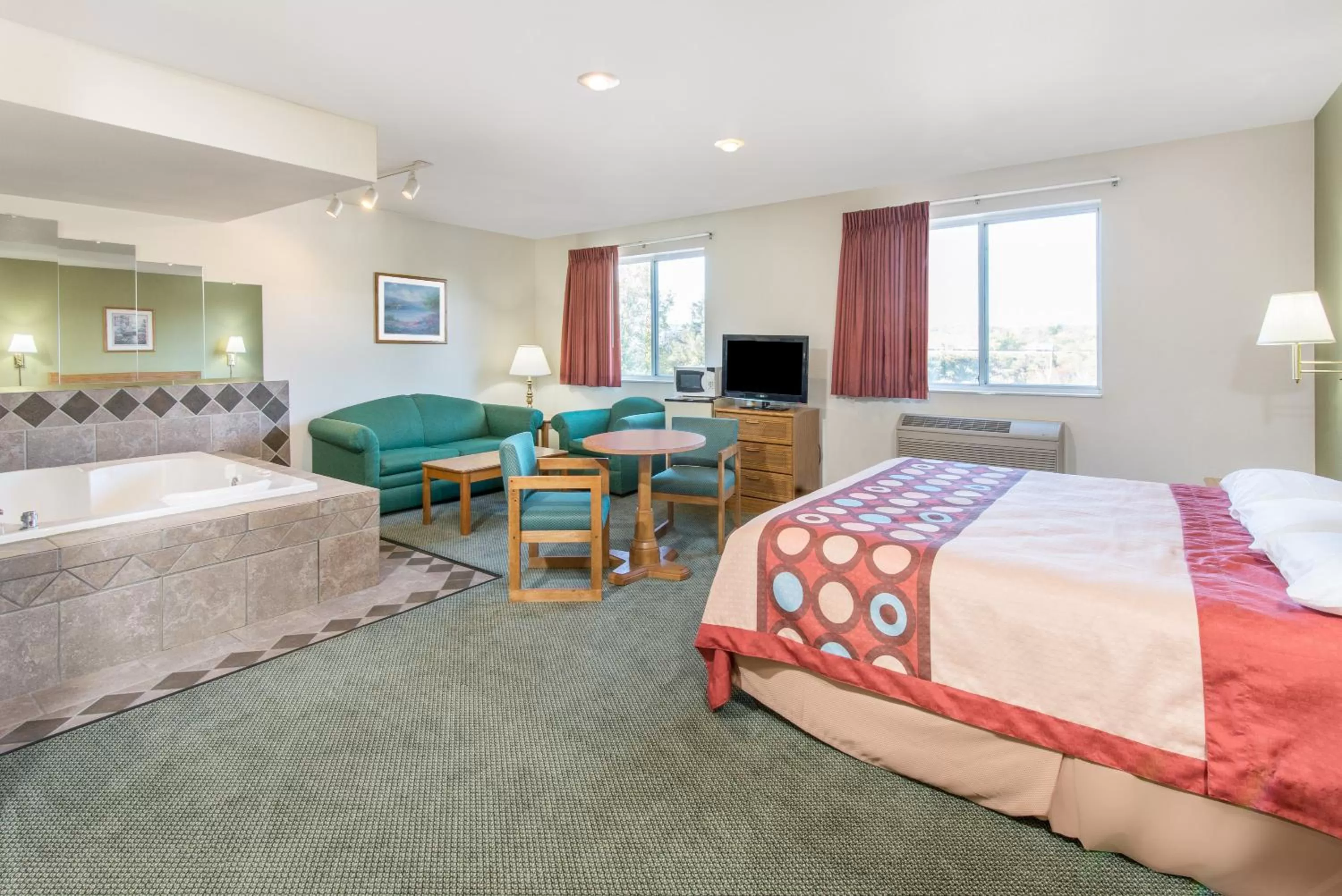 Photo of the whole room, Bed in Super 8 by Wyndham West Middlesex/Sharon Area