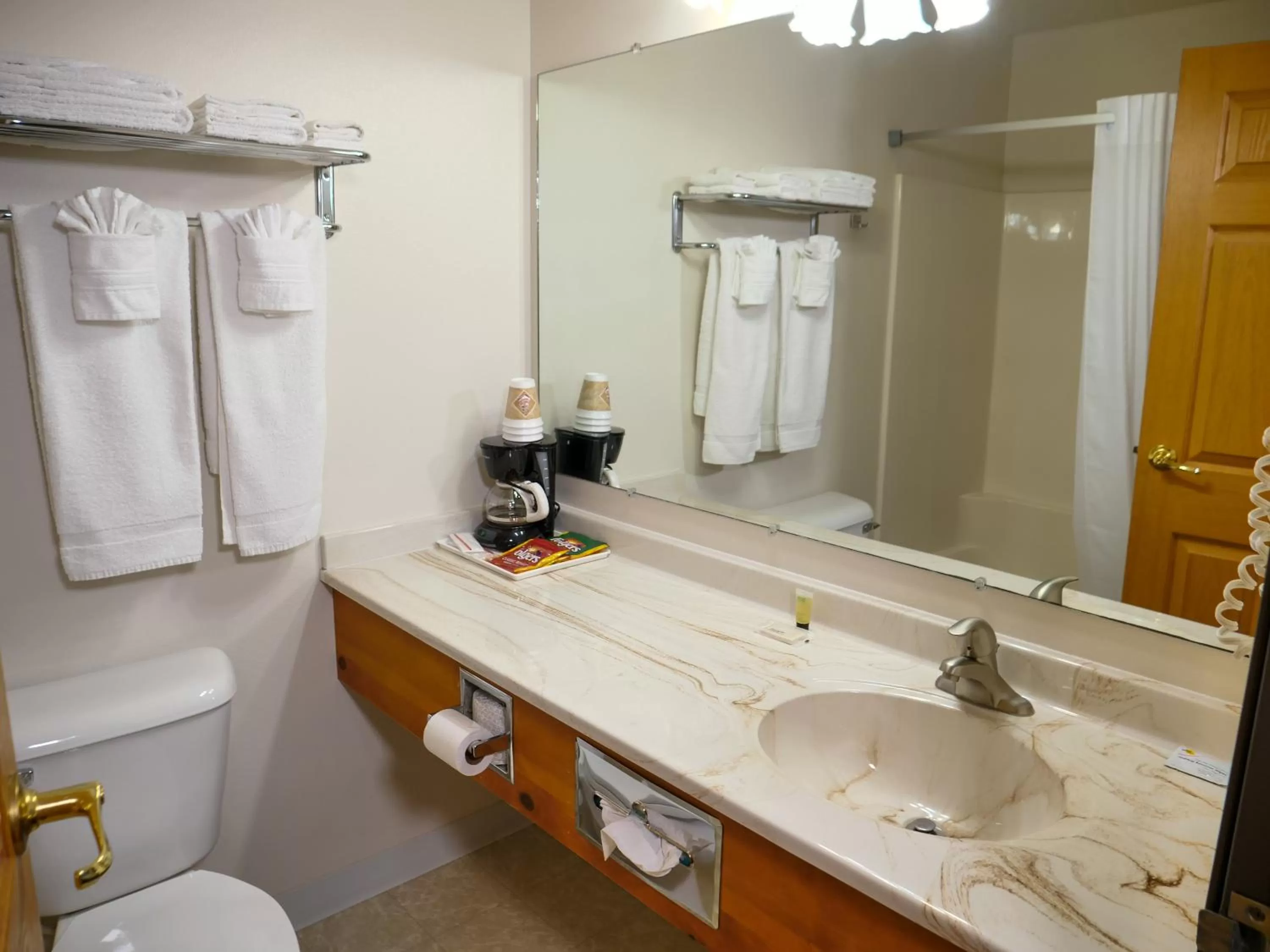 Bathroom in Range Country Lodging
