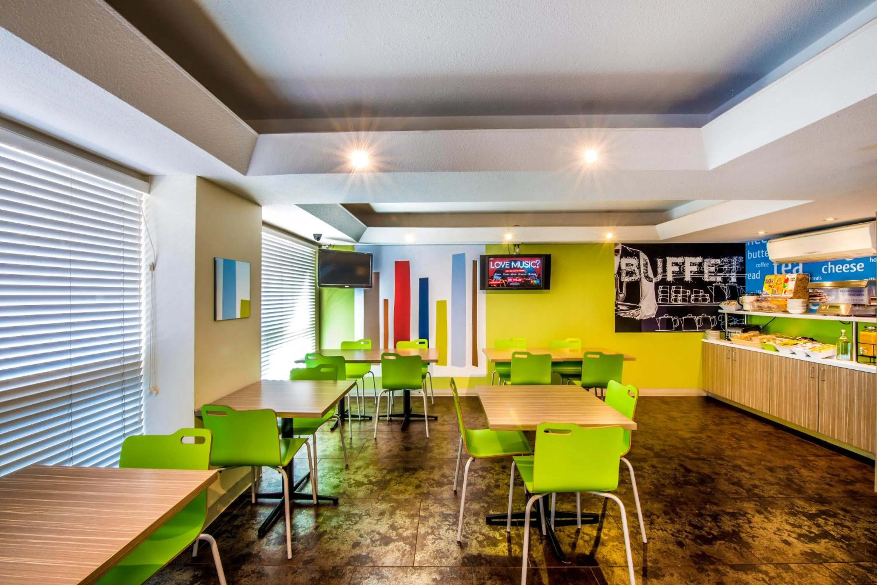 Restaurant/places to eat in ibis Budget - Fawkner